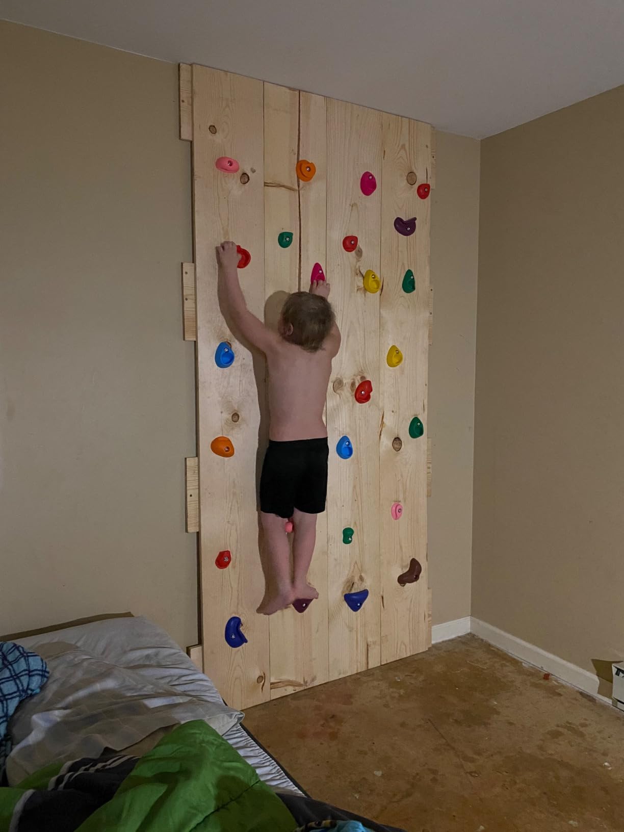 TOPNEW 32 Rock Climbing Holds Multi Size for Kids, Adult Rock Wall Holds Climbing Rock Wall Grips for Indoor and Outdoor Playground Play Set - Includes 2 Inch Mounting Hardware customer photo 1