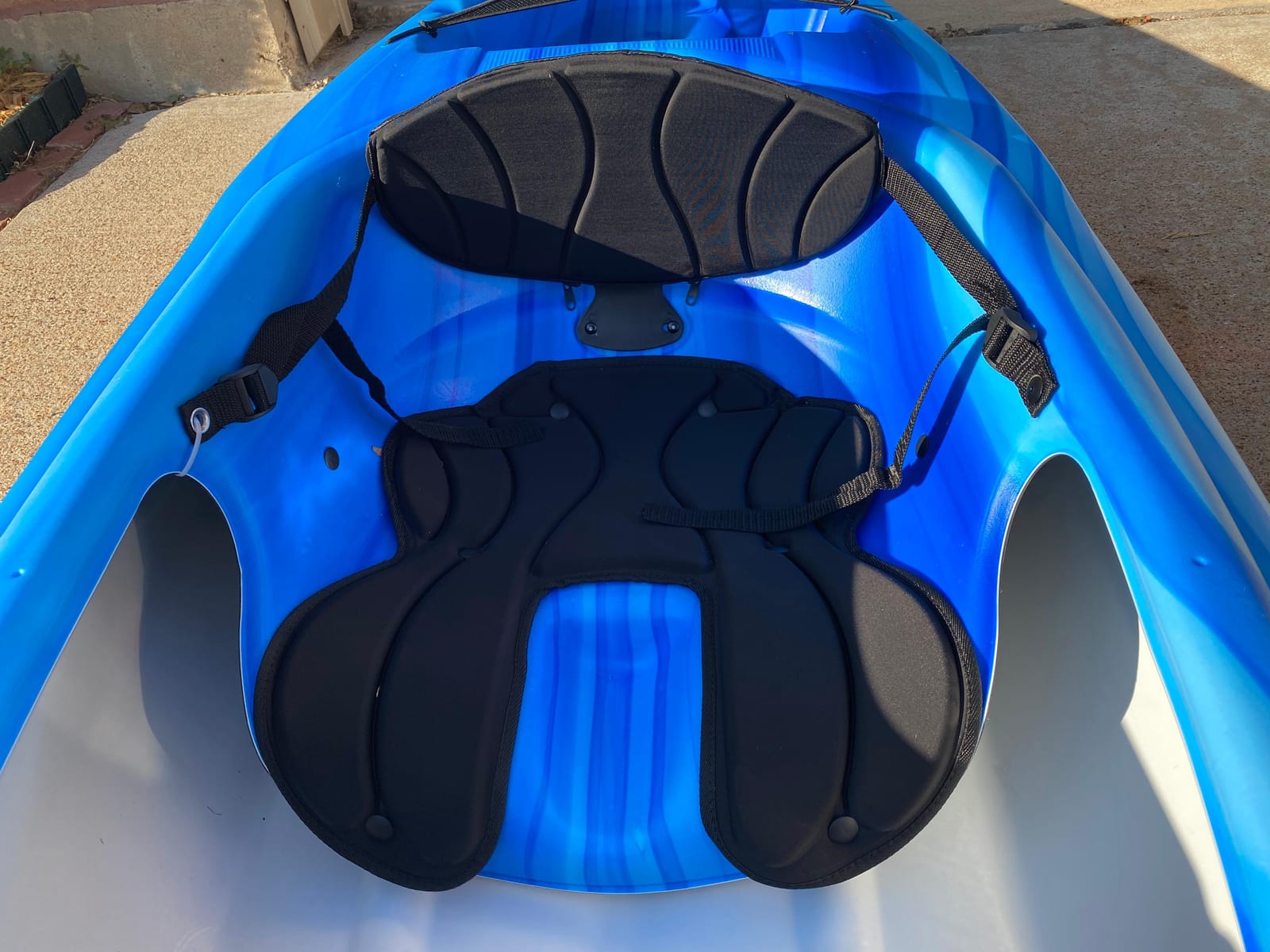 Pelican Argo 100X - Recreational Sit in Kayak - Lightweight Patented Ram-X Material - Ergoform Seating System - 10 ft customer photo 1