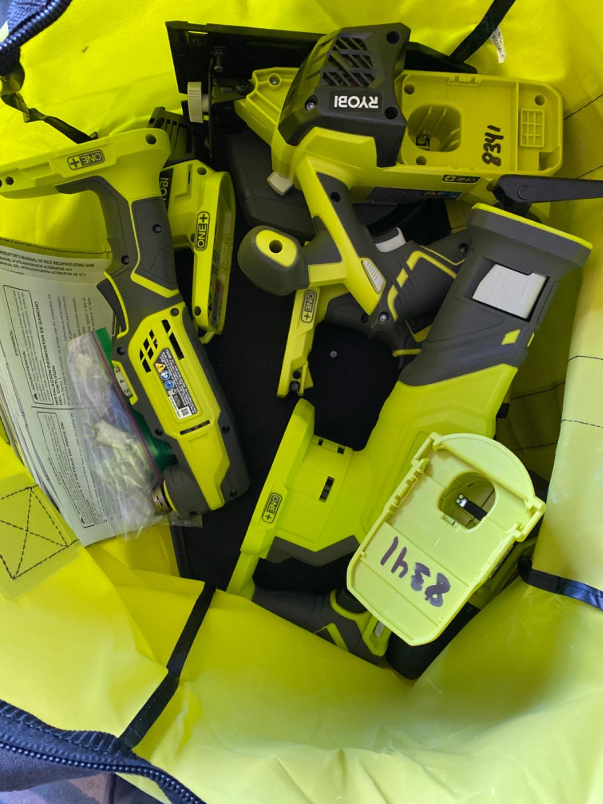 RYOBI P1819 18V One+ Lithium Ion Combo Kit (6 Tools: Drill/Driver, Impact Driver, Reciprocating Saw, Circular Saw, Multi-Tool, LED Worklight, 4.0 Ah & 1.5 Ah Battery, Charger, Bag) customer photo 2