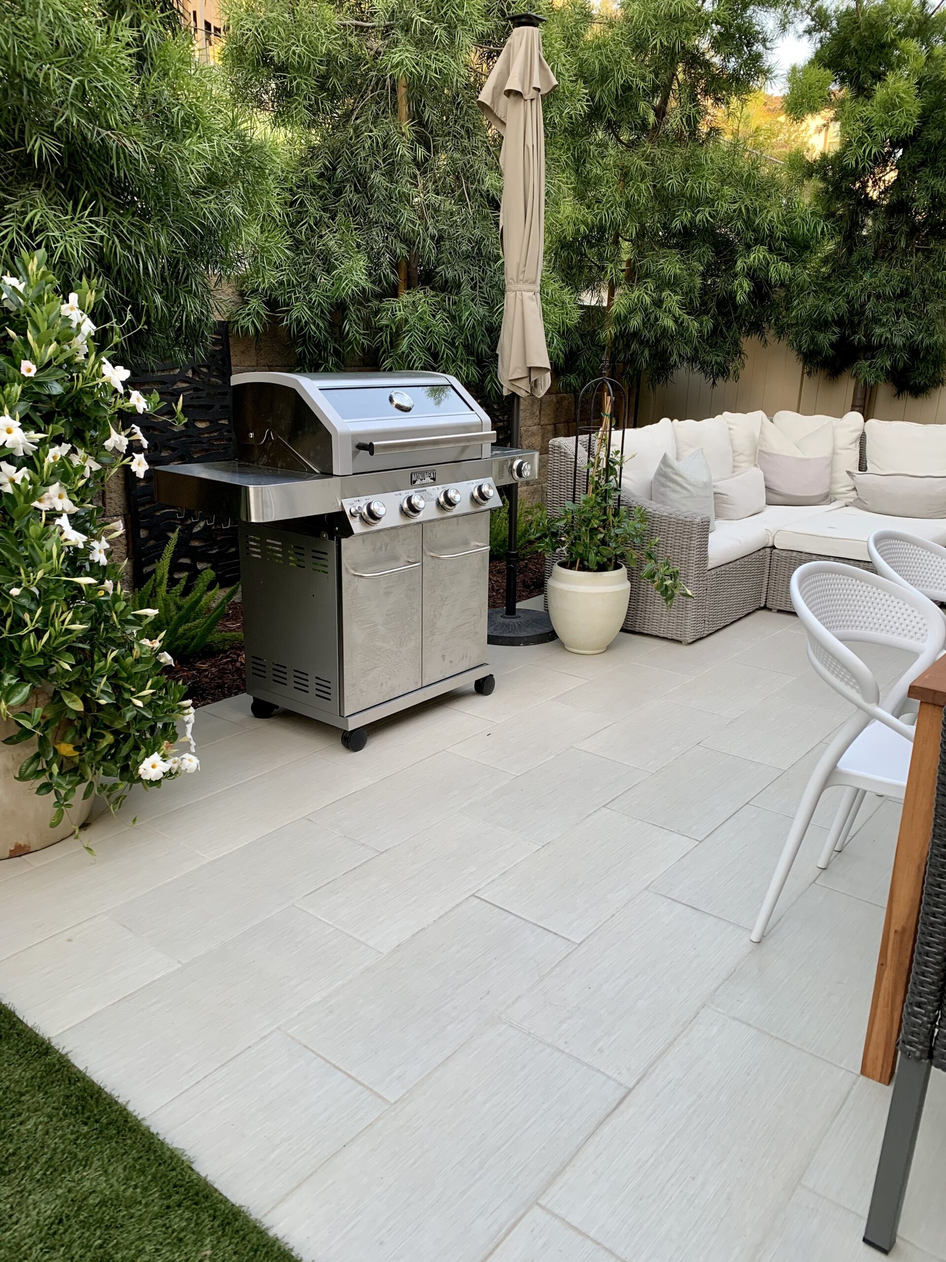 Monument Grills Larger Convertible 4 Burner Natural Gas Grill Stainless Steel Cabinet Style Propane Grills, LED Controls,Side Burner(Without Conversion Kit) customer photo 1