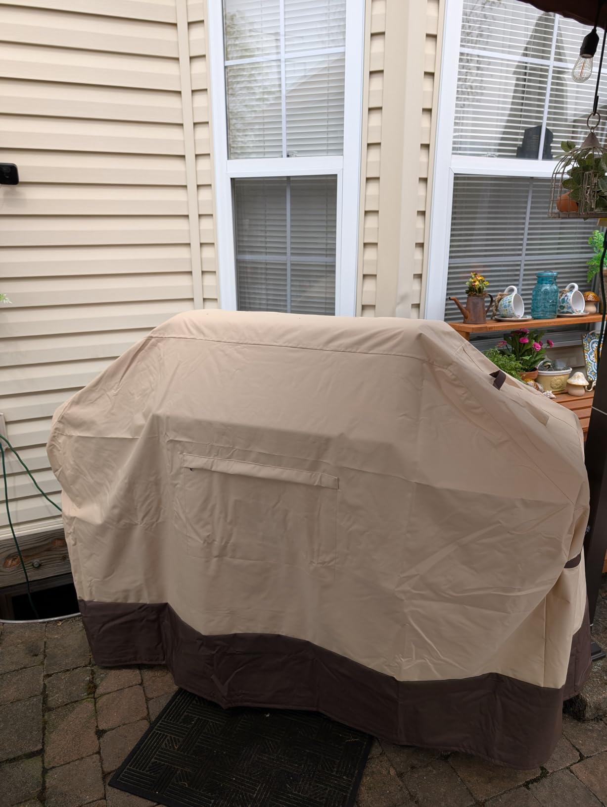 Vailge Grill Cover for Outdoor Grill, 58-inch Waterproof BBQ Cover,600D Heavy Duty Gas Grill Cover, UV & Dust & Rip & Fading Resistant,Suitable for Weber, Brinkmann, Char Broil Grills and More,Beige customer photo 2