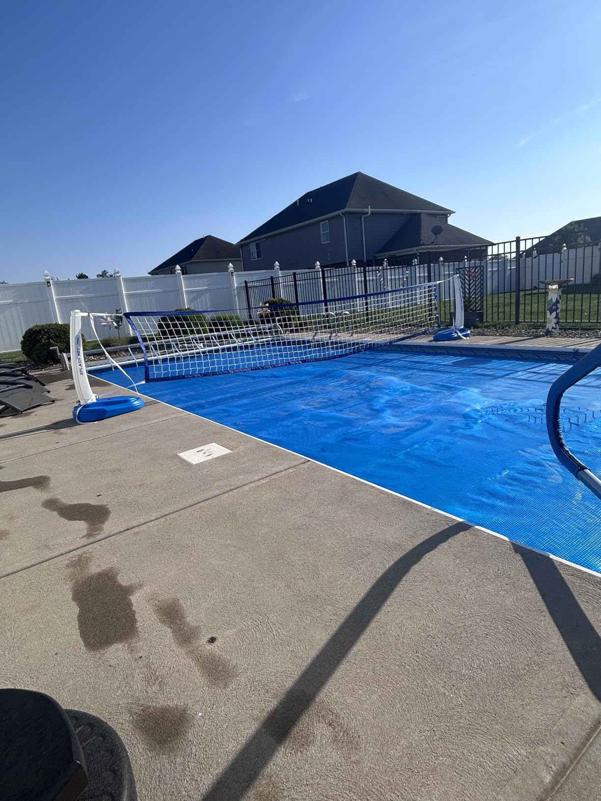 GoSports Splash Net PRO Pool Volleyball Net - Red, White, or Blue - Includes 2 Water Volleyballs and Pump customer photo 2