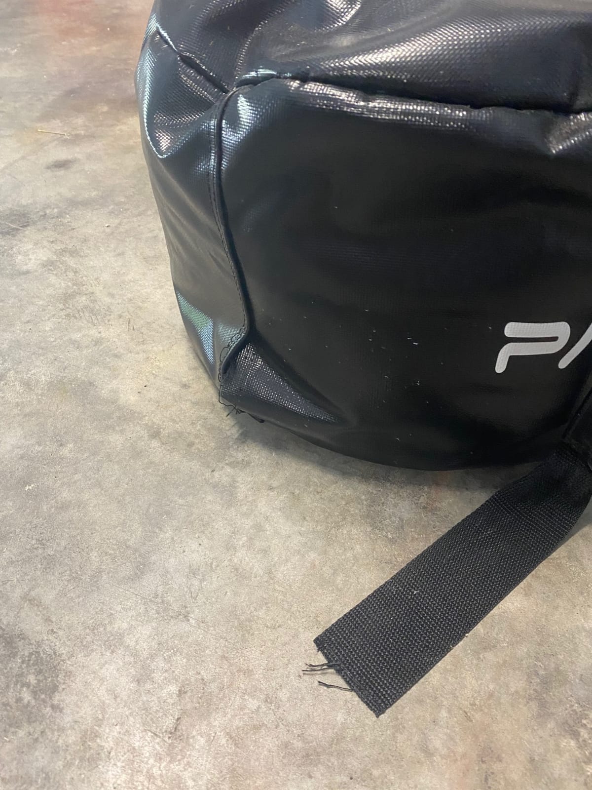Partage Golf Impact Bag, Smash Bag for Golf Swing Training, Waterproof - Heavy-duty PVC with target design for instant clubhead feedback customer photo 1