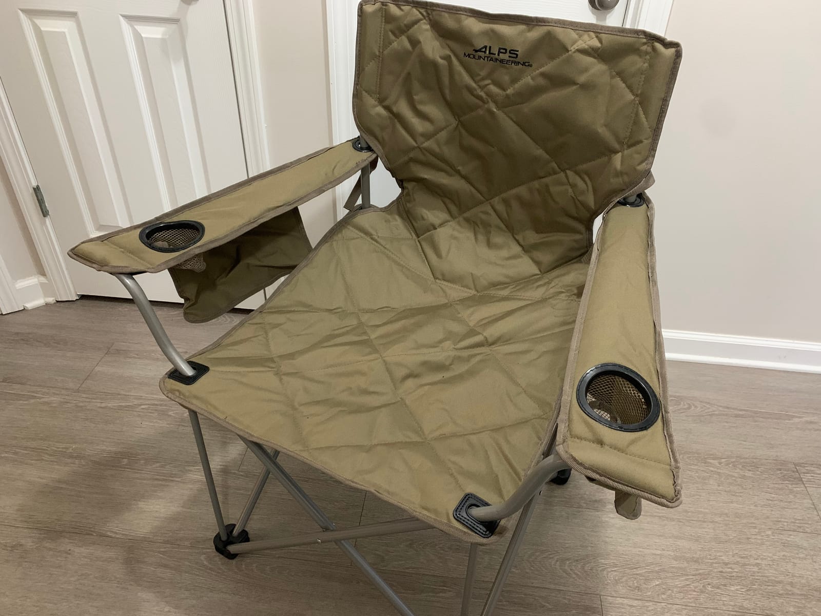 ALPS Mountaineering King Kong Camping Chairs for Adults with Mesh Cup Holders and Pockets, Built Durable and Reliable with Compact Foldable Steel Frame customer photo 1