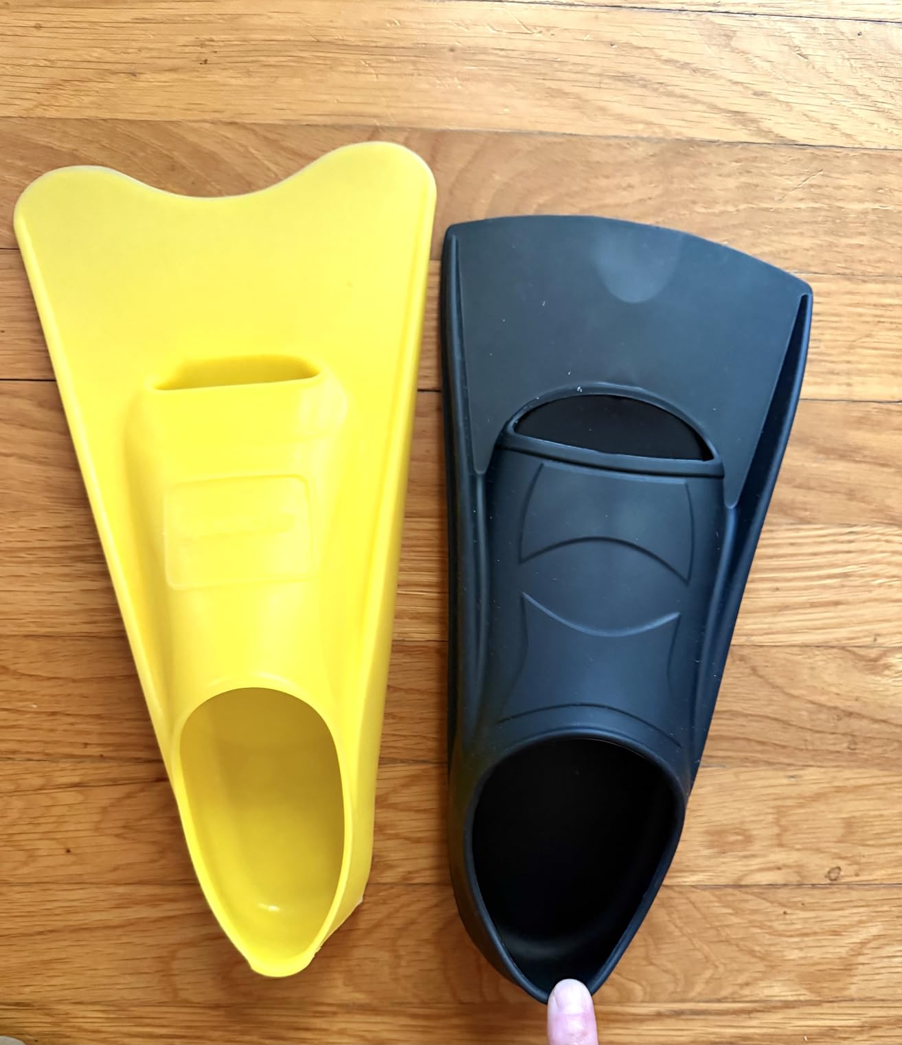 Gintenco Swim Fins, Adults & Kids Swim Training Fins for Lap Swimming | Travel Size Flippers with Mesh Bag, Silicone Swimming Fins for Beginners Teens Women Men customer photo 2