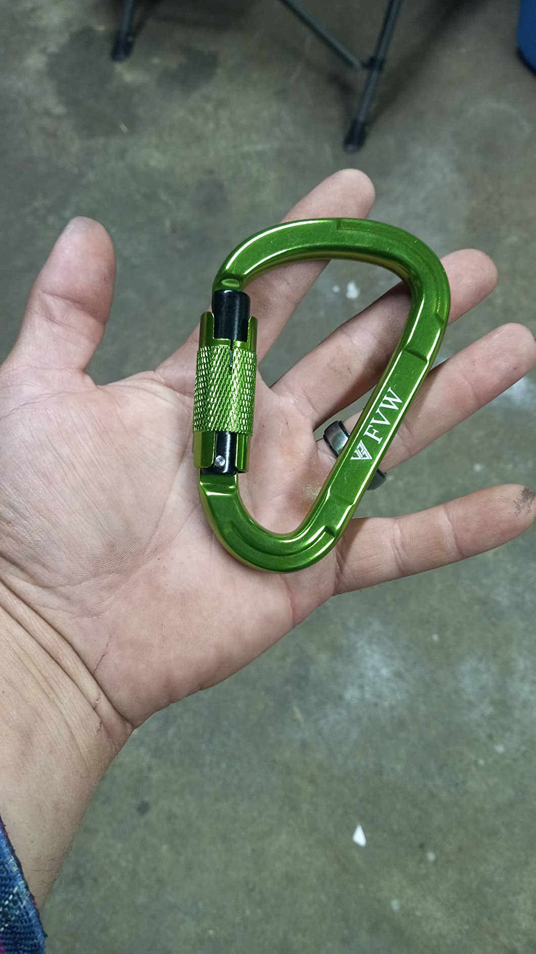 Auto Locking Rock Climbing Carabiner Clips, Professional 25KN (5620 lbs) Heavy Duty Carabiners for Rappelling Swing Rescue & Gym, Large D-Shaped customer photo 1