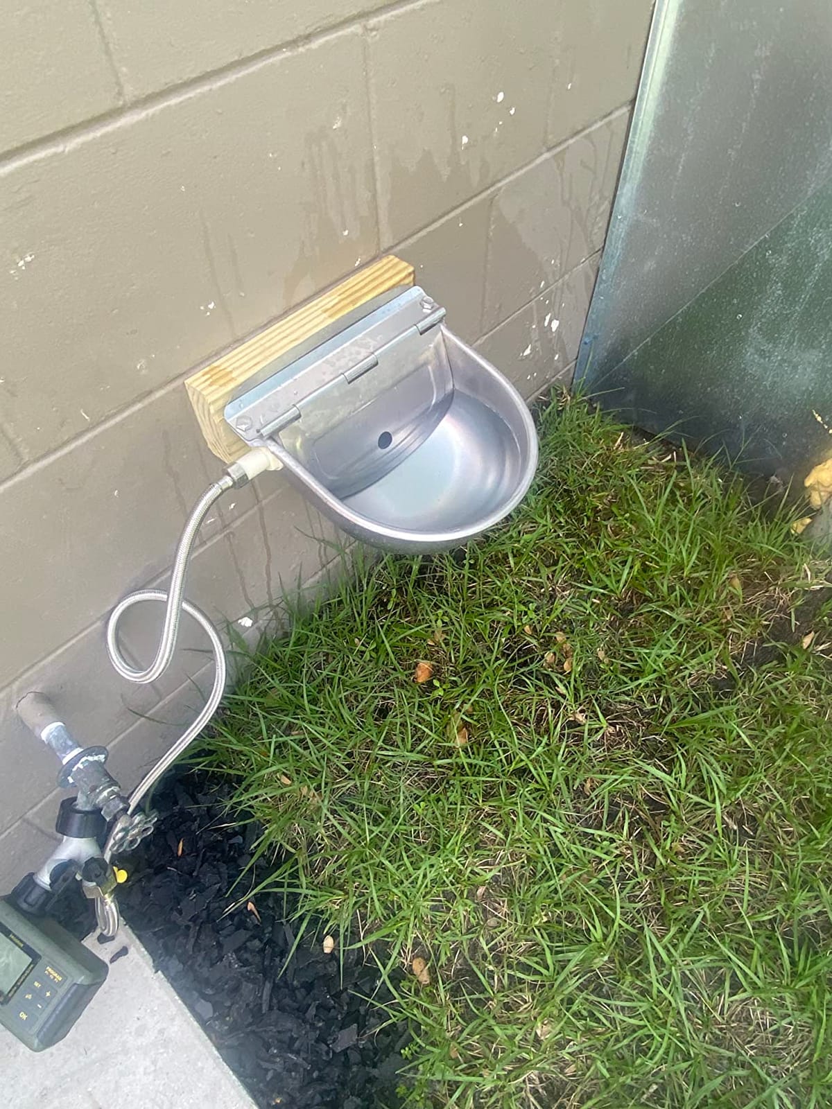 304 Stainless Steel Automatic Livestock Waterer with Float Valve and 39 inch Water Hose customer photo 1