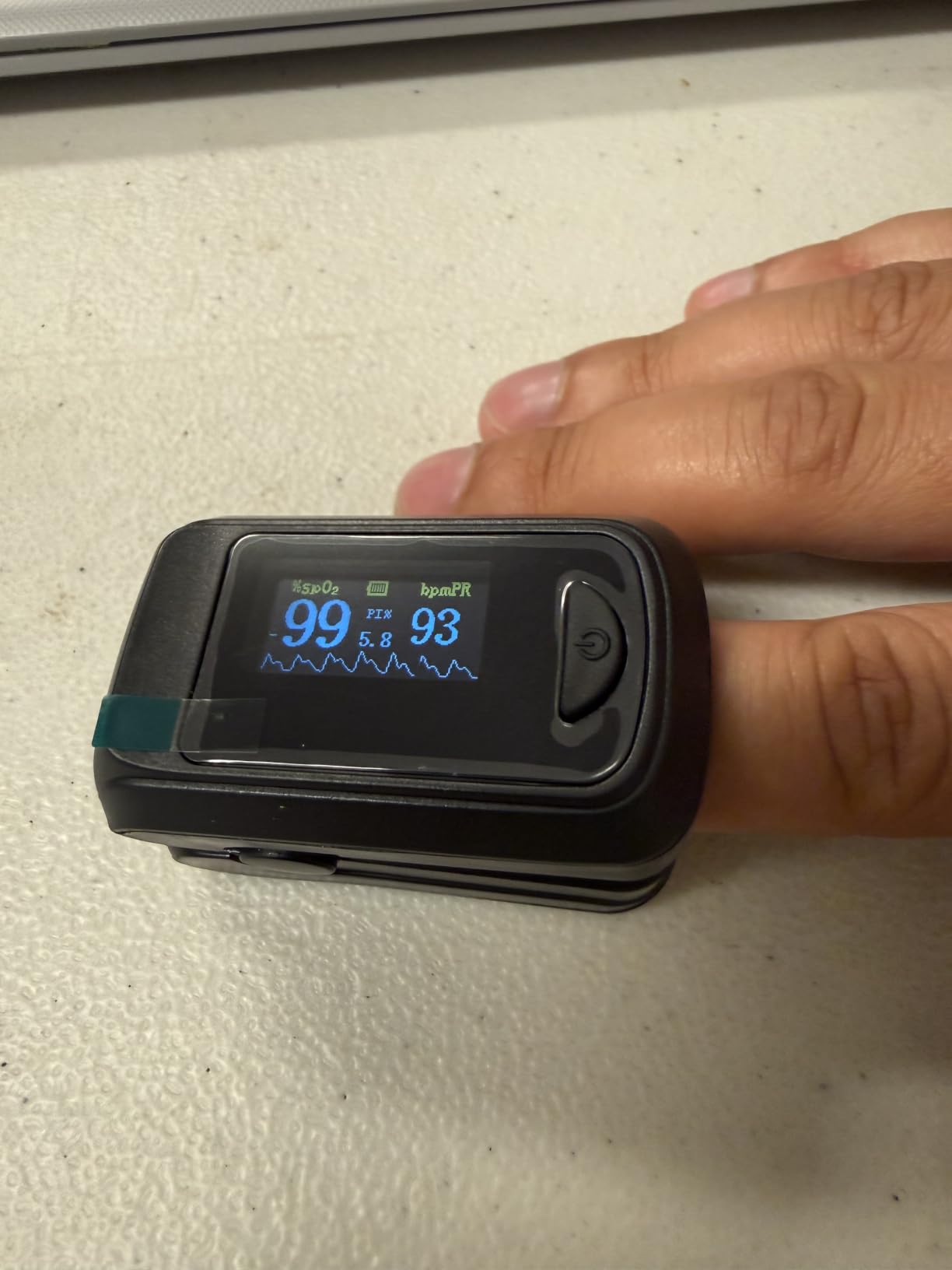 Healthtree JKS50B Pulse Oximeter Fingertip - Blood Oxygen monitor Fingertip with Perfusion Index, Fast 5-8s Reading, Large OLED Display, SpO2 & Heart Rate monitor for Home, Sports, Travel customer photo 2