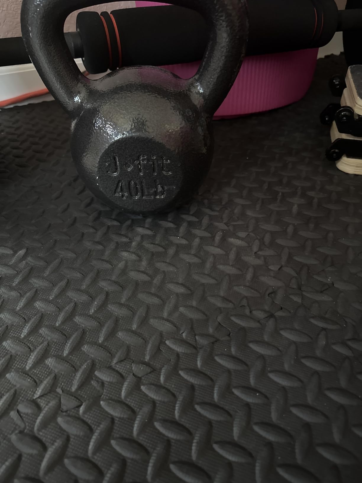 JFIT Cast Iron Kettlebell - Single Weight, Flat Bottom, Polished Handle | Men & Women | CrossFit, Cardio & Strength Training customer photo 2