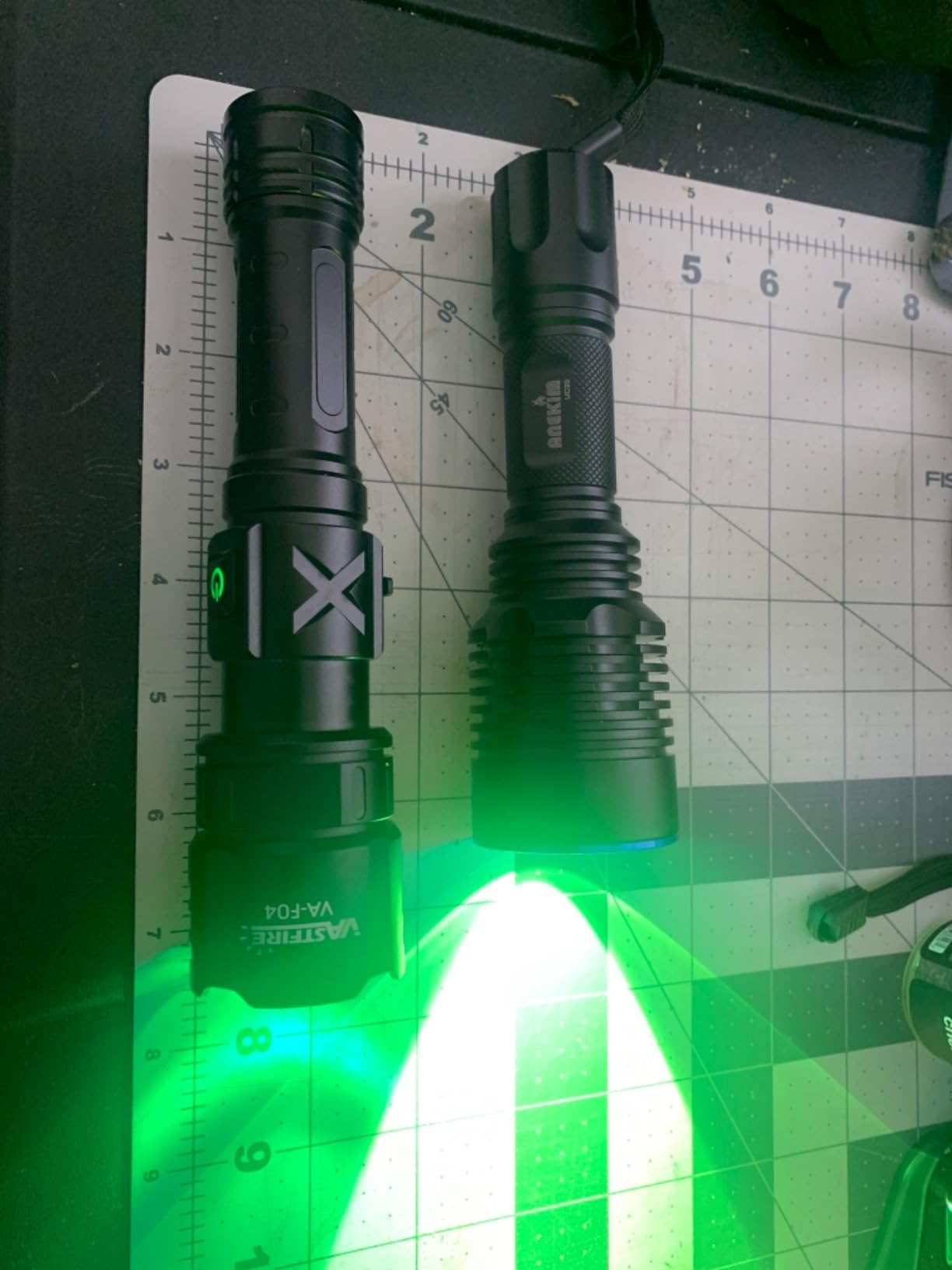 UC20 Green Hunting Light Flashlight kit | 1586 Yards 2000 High Lumens Green LED Light, Picatinny Mount, Pressure Switch, Long Distance Night Hunting Gifts for Men customer photo 2