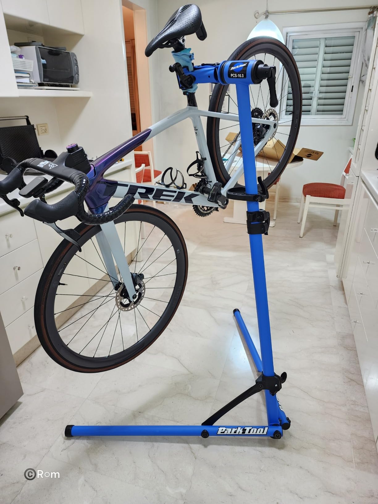 Park Tool PCS-10.3 - Deluxe Home Mechanic Repair Stand customer photo 1
