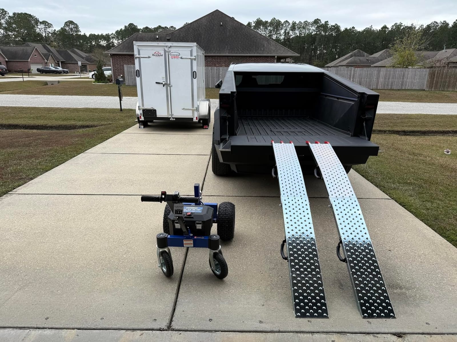 Loading Ramps - Steel Ramp Set for ATVs, Motorcycles, Mowers, Carts & More - Use with Pickup Trucks & Trailers - 1200lb Combined Capacity by Stalwart customer photo 2