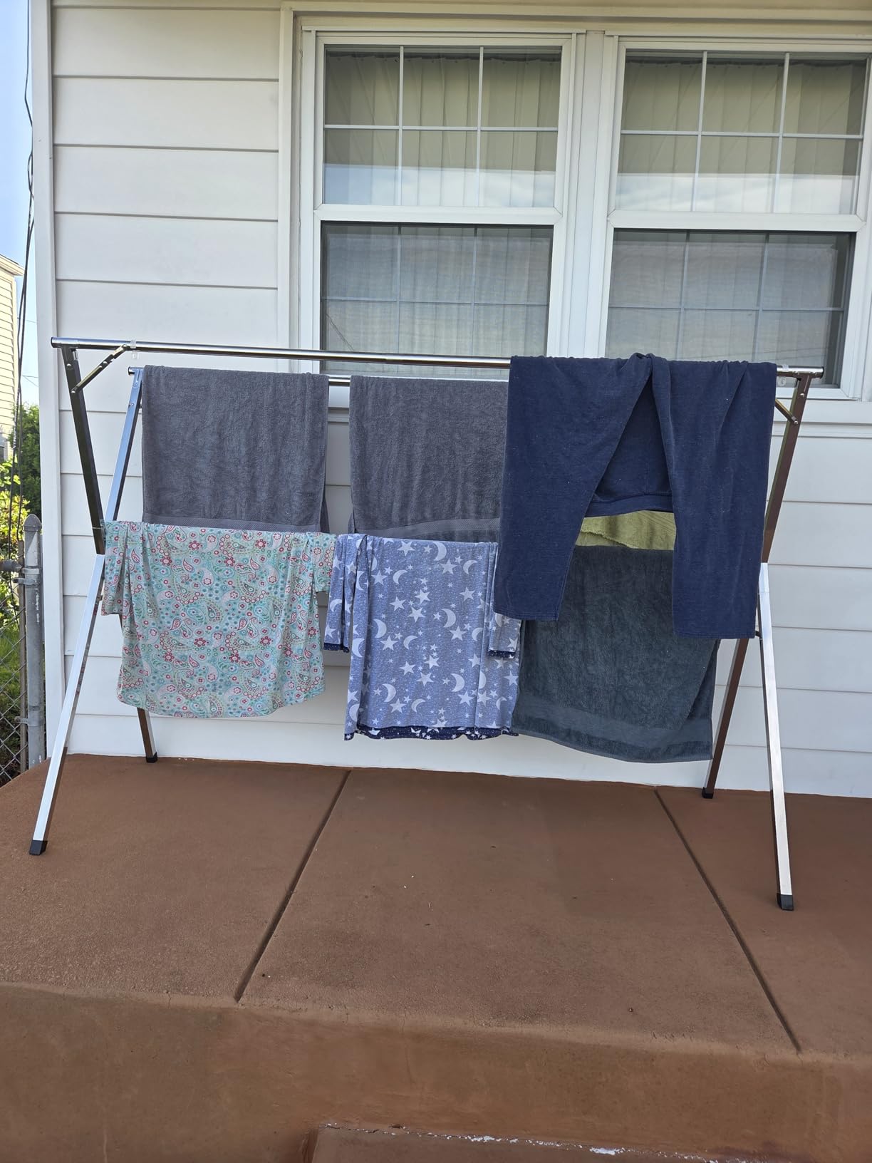 95 Inches Clothes Drying Rack, Drying Rack Clothing Folding Indoor Outdoor, Heavy Duty Stainless Steel Laundry Rack, Foldable Portable Large Clothes Rack Garment Rack with 20 Windproof Hooks customer photo 1