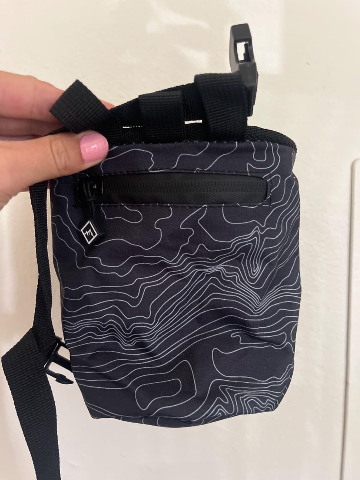 SURVIVOR Chalk Bag for Rock Climbing, Bouldering, Weightlifting, and More customer photo 2