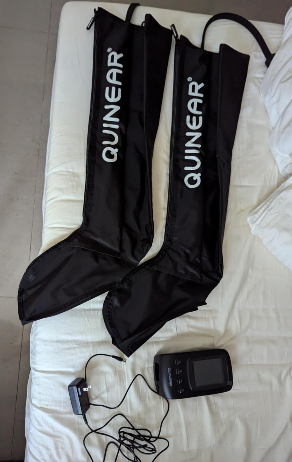 QUINEAR Leg Recovery Compression System for Athlete Post Workout, Professional Sequential Device for Massage Therapy, Foot and Leg Recovery Boots customer photo 2