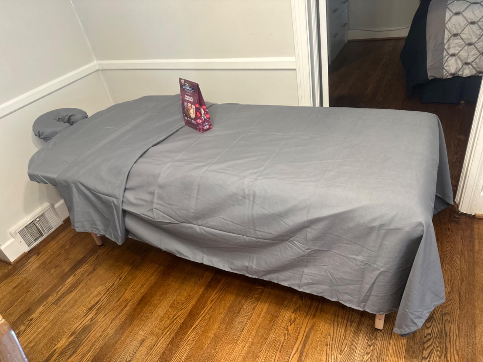 KCC Memory Foam Massage Table Premium Portable Foldable Massage Bed Height Adjustable, 84 Inches Long 28 Inchs Wide Home Salon Spa Bed Tattoo Table with Accessories & Carrying Case, Easy Set Up customer photo 1