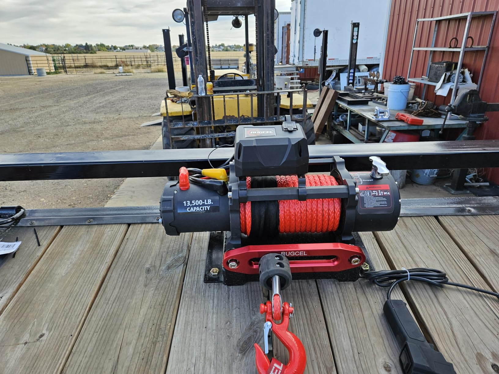 RUGCEL WINCH 13500lb Waterproof Electric Truck Winch 12V Synthetic Rope Winch with Hawse Fairlead, Wired Handle and 2 Wireless Remote, for Trailer and Wrangler in Car Lift customer photo 2