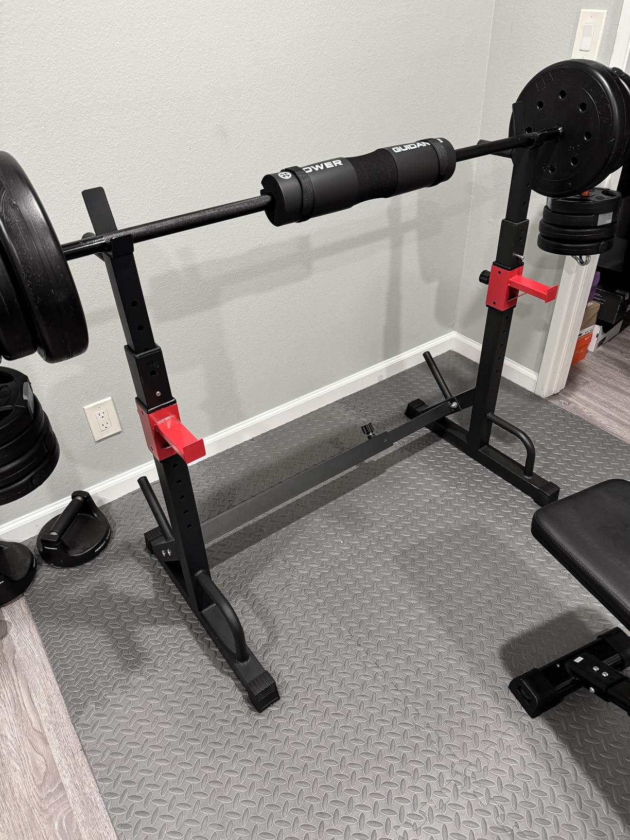 US Weight 105 Pound Barbell Weight Set for Home Gym| Adjustable Weight Set with Two Dumbbell Bars and Full 6 Ft Bar, Black customer photo 1