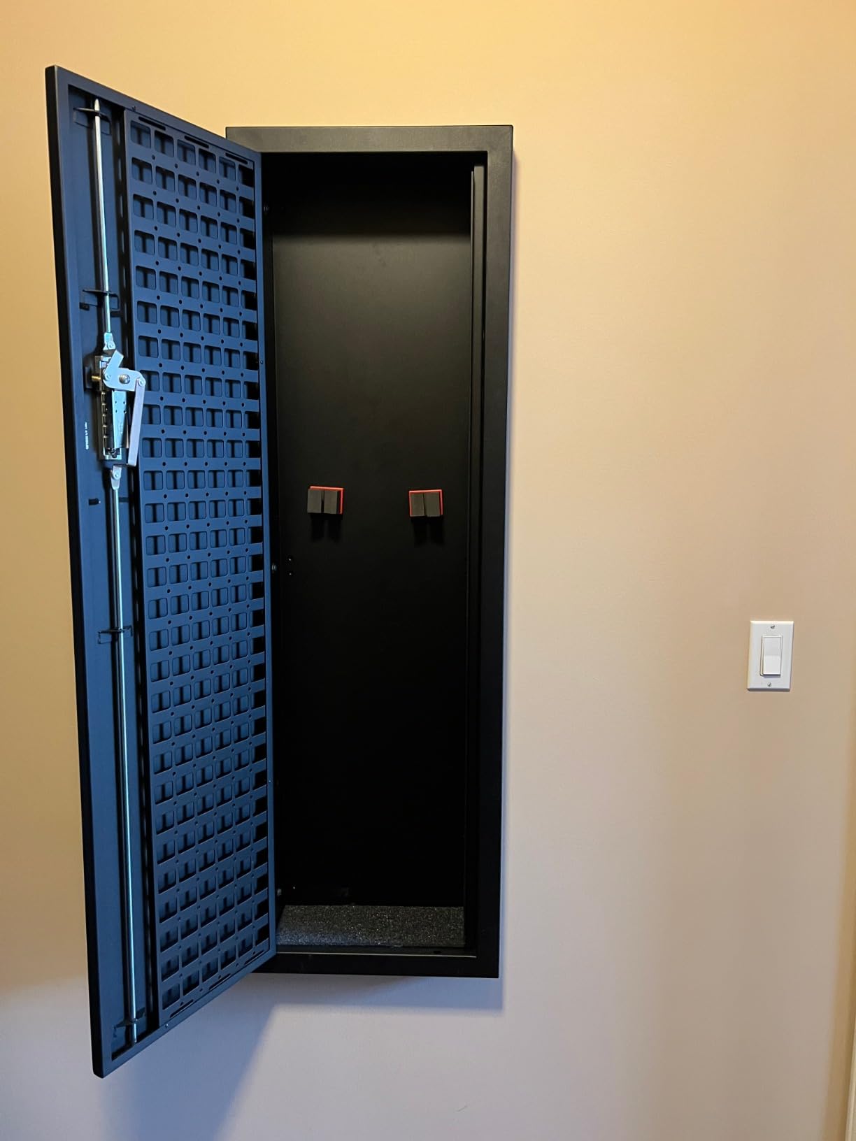 Tactical Closet Vault Flat Black in Wall Gun Safe and Tactical Gear Safe - Provides Security for Firearms, Simplex Lock - Fits Between Wall Studs - Ideal for Home or Office customer photo 1
