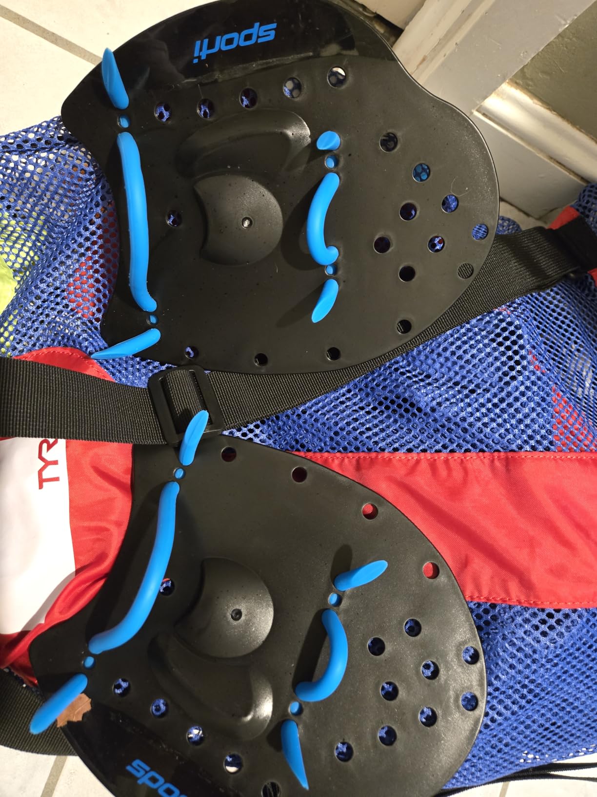 Sporti Power Swim Hand Paddles Adjustable Straps, for Unisex-Adults & Kids | Durable & Lightweight Polypropylene, Custom Fit, Lap Training, Stroke Drills, Resistance Tool, Pair Included, Youth To Adult customer photo 1