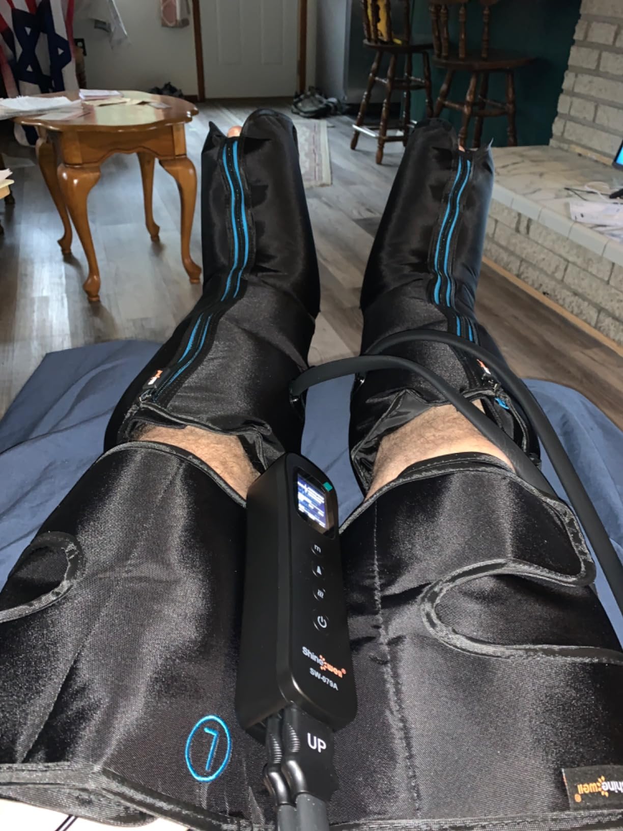 SHINE WELL Air Compression Leg Massager with Heat for Circulation and Pain Relief, Foot Calf & Thigh Recovery Compression Boots, Sequential Compression Device for Workout Relaxation, Gift for Mom Dad customer photo 2