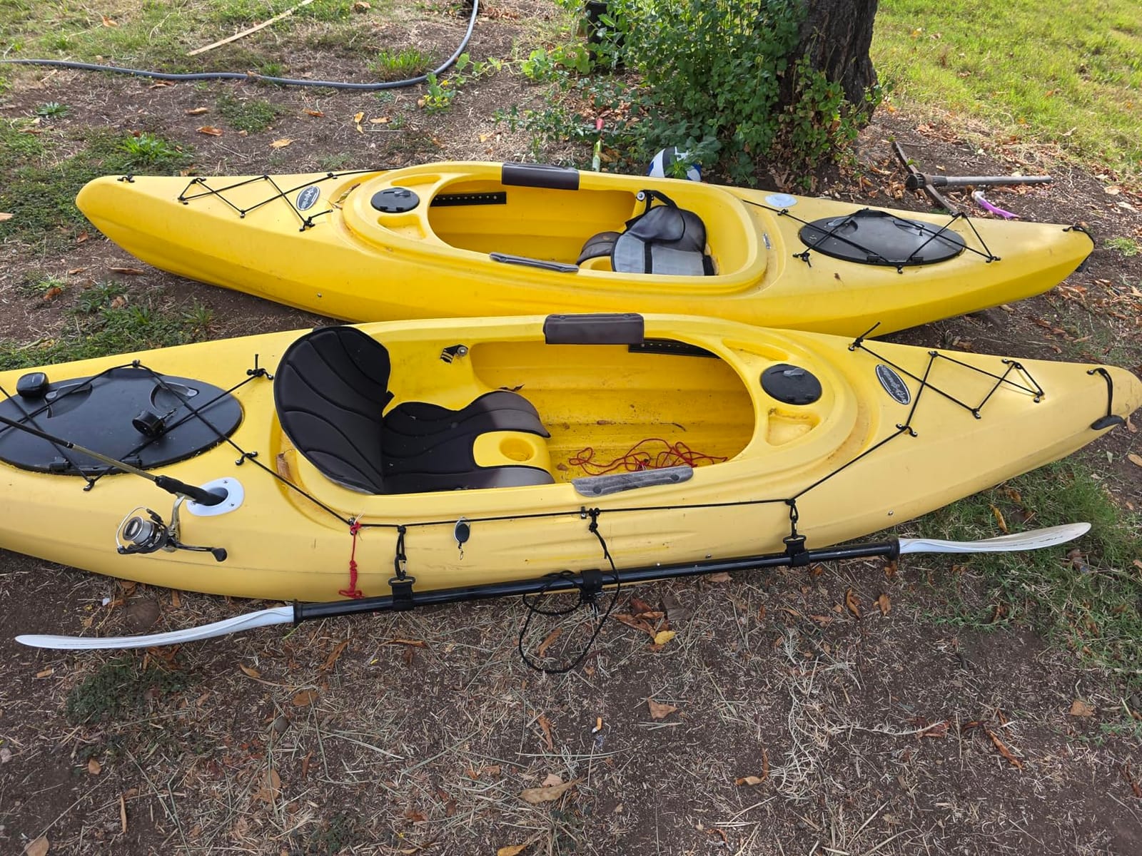 Jevrench 6-Pack Adjustable Kayak Paddle Holders, Paddle Board Accessories | Paddle Clips with Swivel Hooks and Hook-and-Loop Straps for Secure Paddle Storage on SUPs, Kayaks and Inflatable Boats customer photo 2