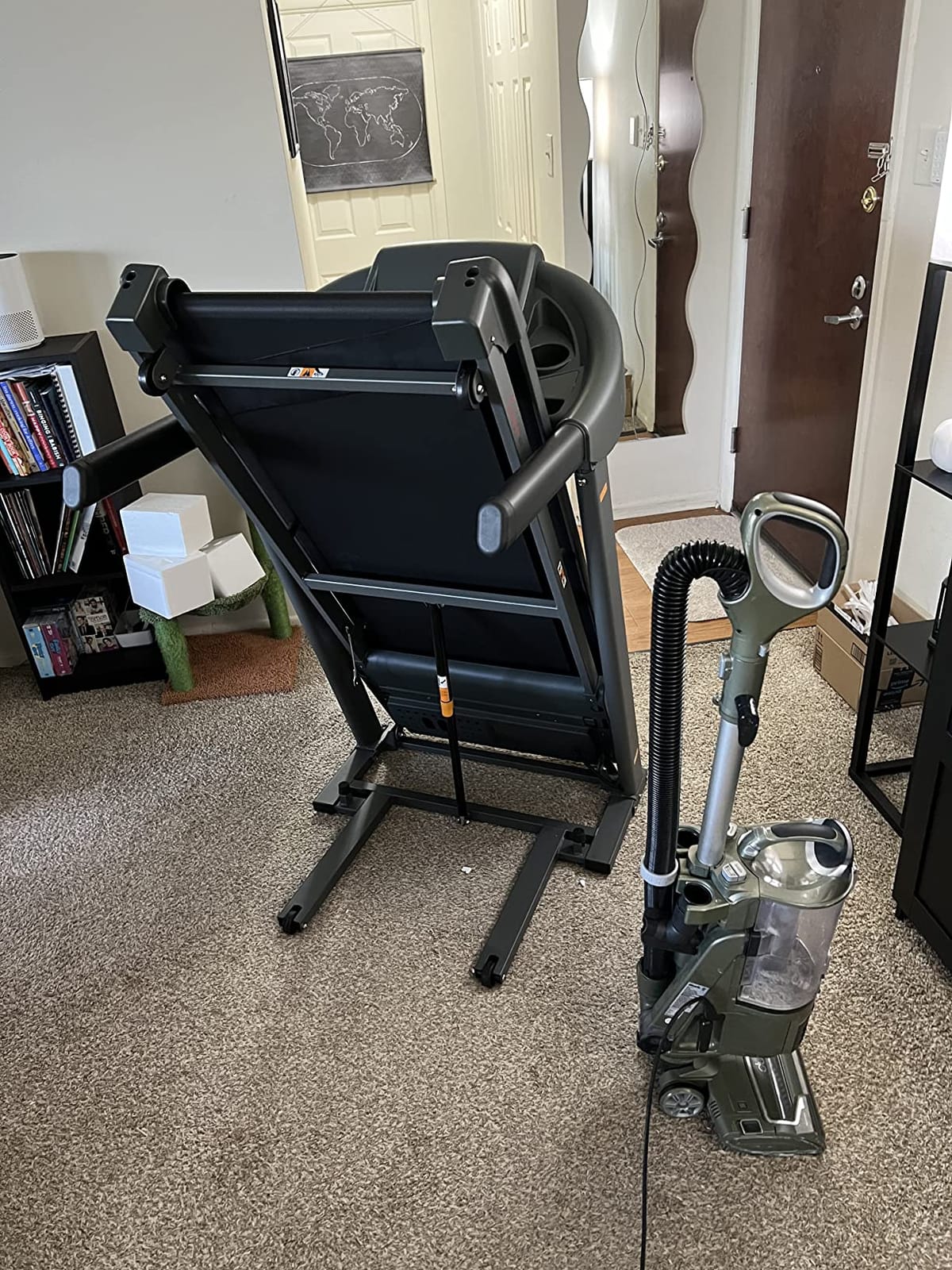 Foldable Auto Incline Treadmill & 20