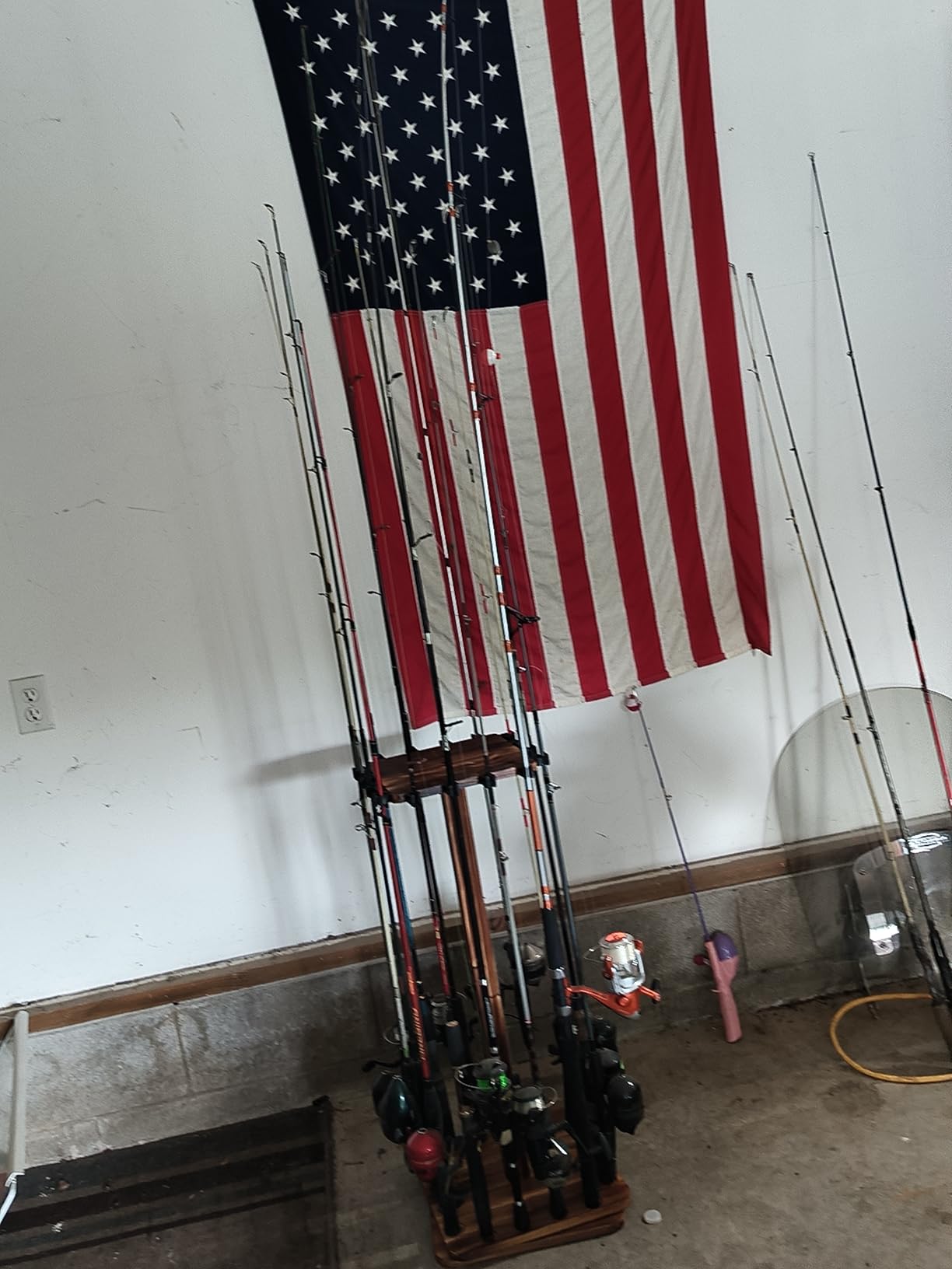 Ghosthorn Rotating Fishing Rod Holder for Garage,Wood Floor Stand Pole Rack customer photo 2