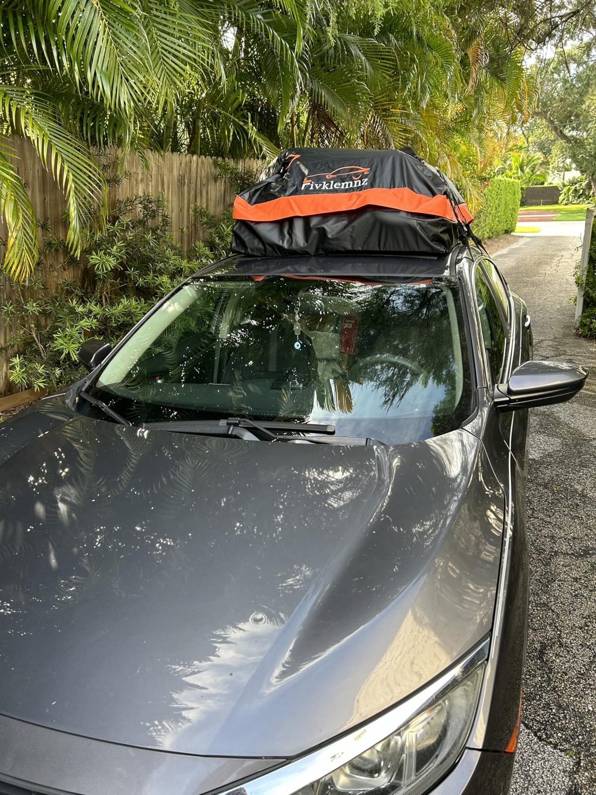 FIVKLEMNZ 21 Cubic Rooftop Cargo Carrier Waterproof Soft Car Roof Bag with Anti-Slip Mat, Reinforced Straps, 6 Door Hooks, Luggage Lock customer photo 1