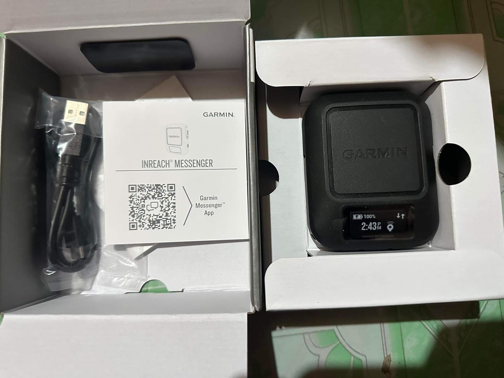 Garmin inReach Messenger Satellite Communicator, Global Two-Way Messaging customer photo 1