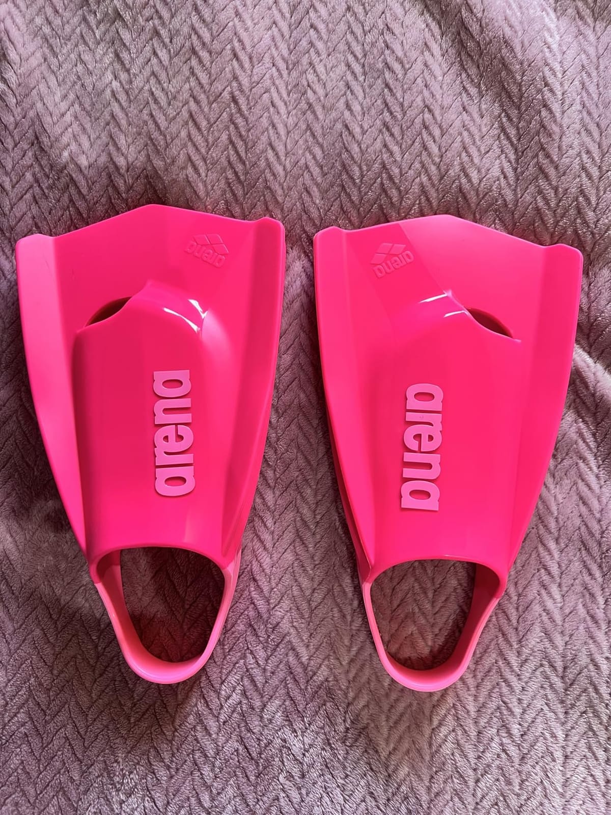 Arena Unisex Adult Powerfin Pro II Swim Training Fins Men and Women Silicone Short Blade Flippers Left-Right Customized, Sizes 4.5-13.5 customer photo 1