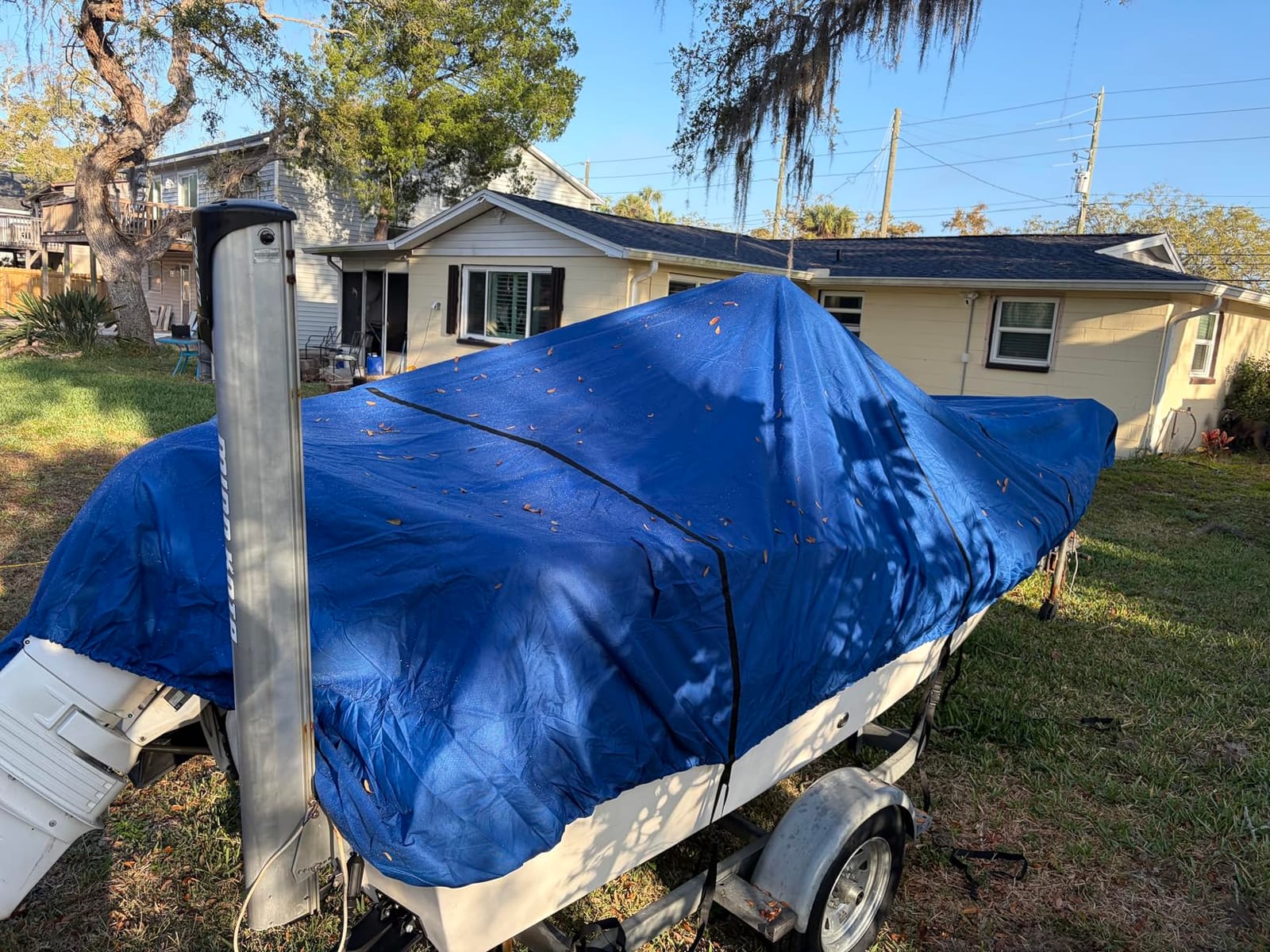 Waterproof Boat Cover, 1600D Heavy-Duty Fabric, 17-19ft, Gray | Ultra-Thick Polyester Canvas, Trailerable, UV & Tear-Resistant, Air Vents, 11 Straps, Storage Bag, Fits V-Hull Bass Boats customer photo 1
