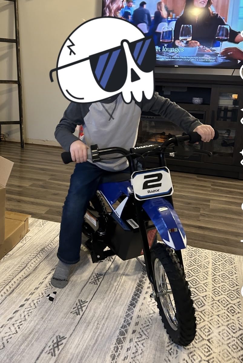 Razor MX125 Dirt Rocket Electric-Powered Bike, Rear-Wheel Drive, 100W High-Torque Chain-Driven Motor, for Kids 7+, Blue, 100W/12V Motor, Up to 8 MPH, 40 Mins Ride Time, 78 Lbs Capacity customer photo 2