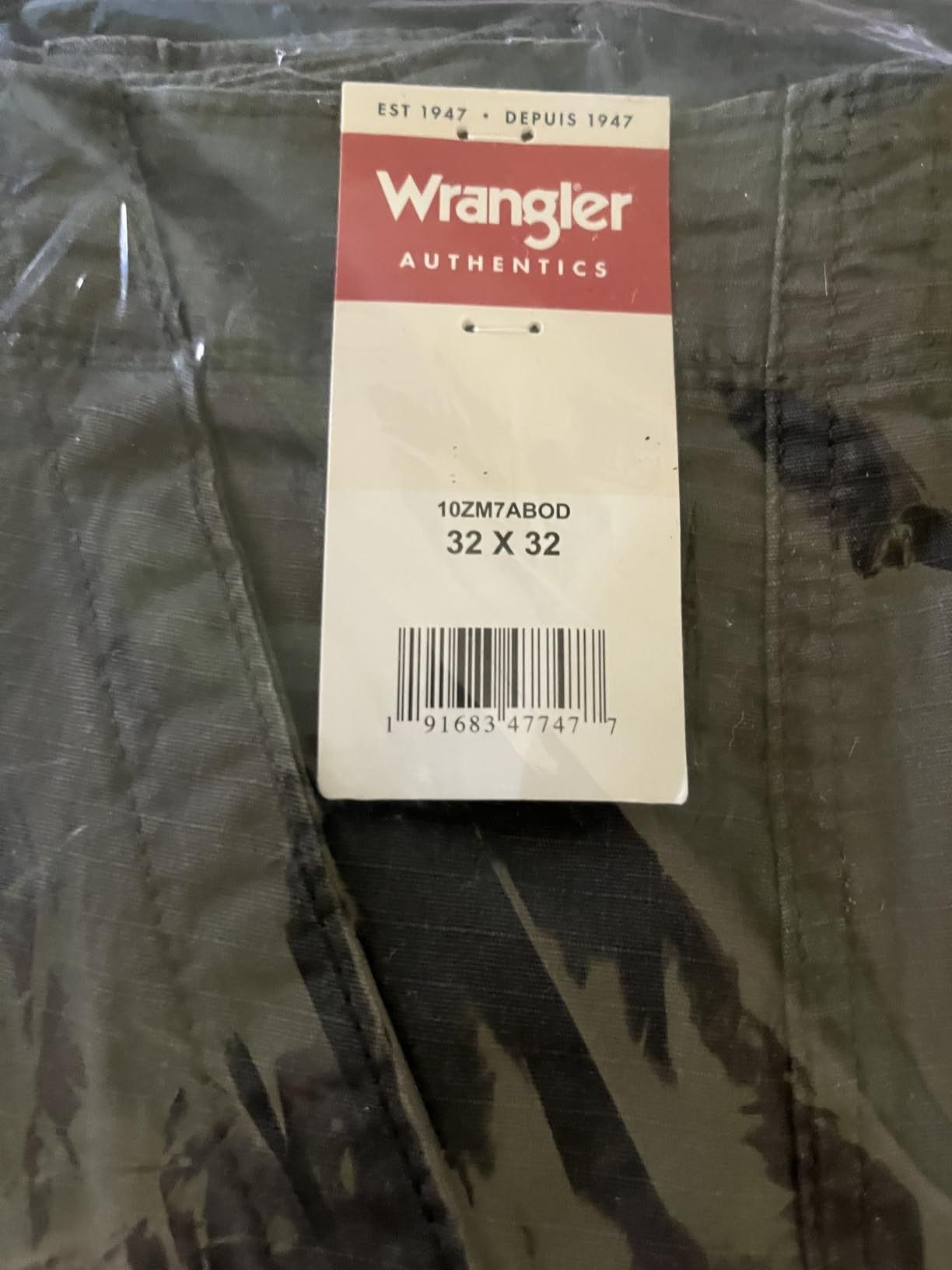 Wrangler Authentics Men's Relaxed Fit Stretch Cargo Pant customer photo 1