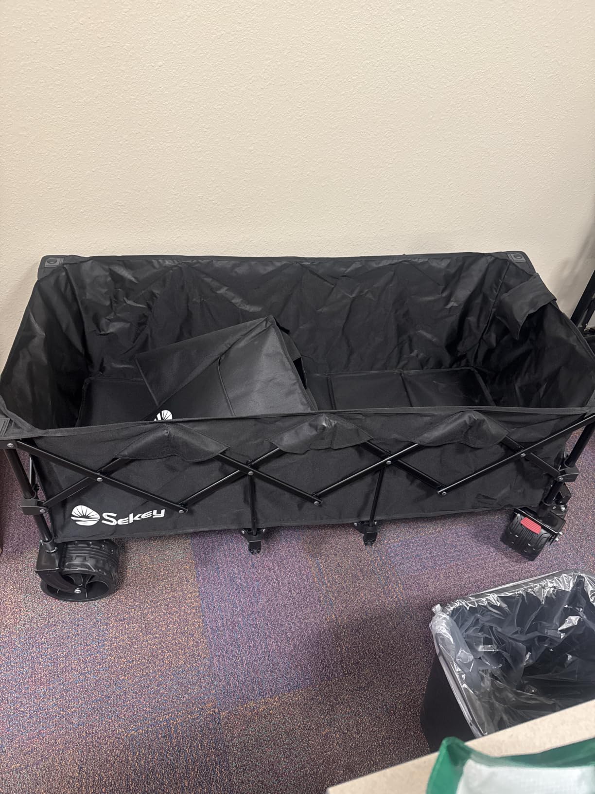 Sekey 48''L Collapsible Foldable Extended Wagon with 660lbs Weight Capacity, Heavy Duty 300L Folding Utility Garden Cart with Big All-Terrain Beach Wheels & Drink Holders. Black customer photo 2