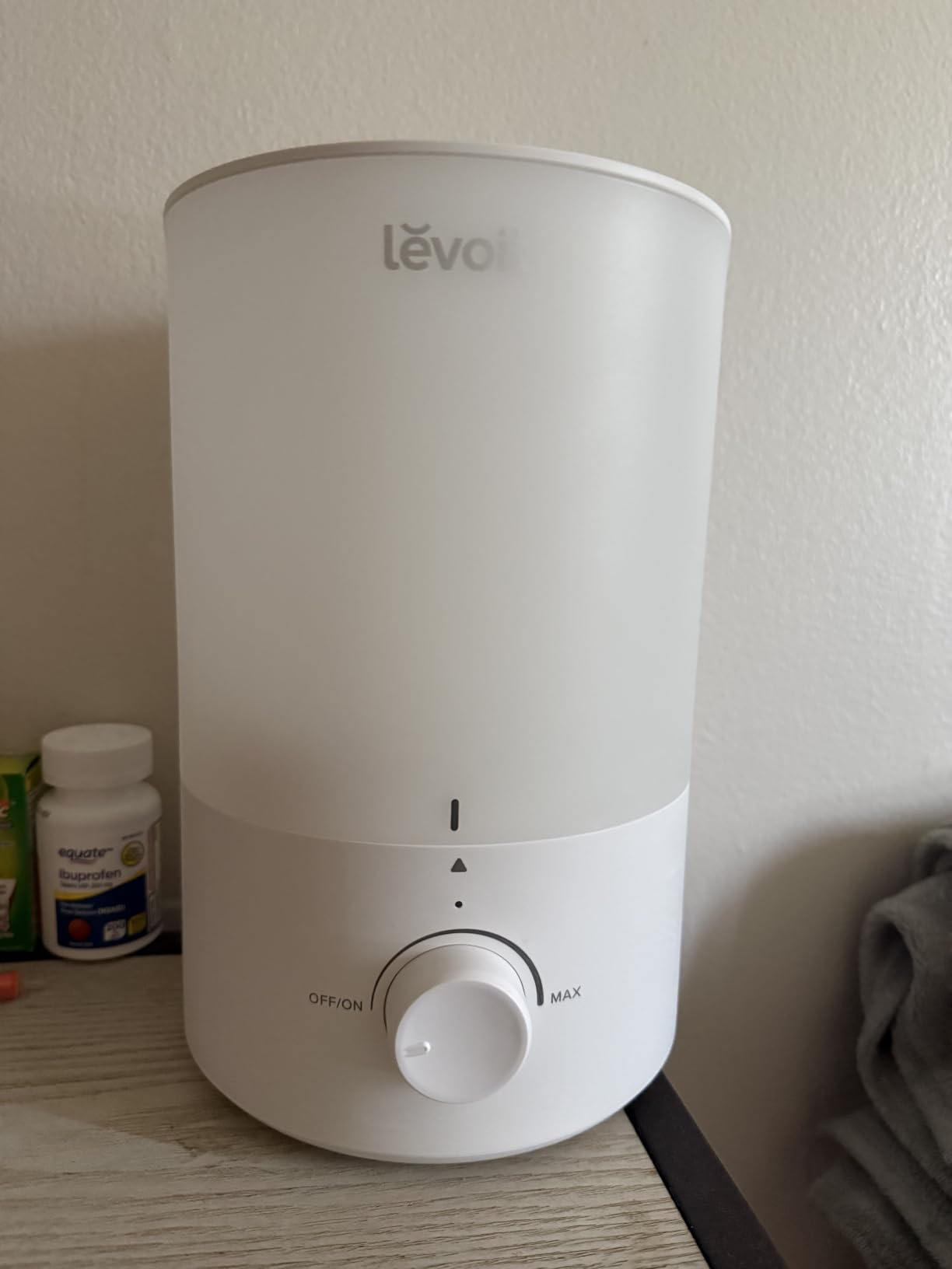 Levoit Top Fill Humidifiers for Bedroom, 2.5L Tank for Large Room, 28dB | Easy to Fill & Clean, Quiet Cool Mist Air Humidifier for Home Baby Nursery & Plants, Auto Shut-off for Safety, 25H Lasting customer photo 2