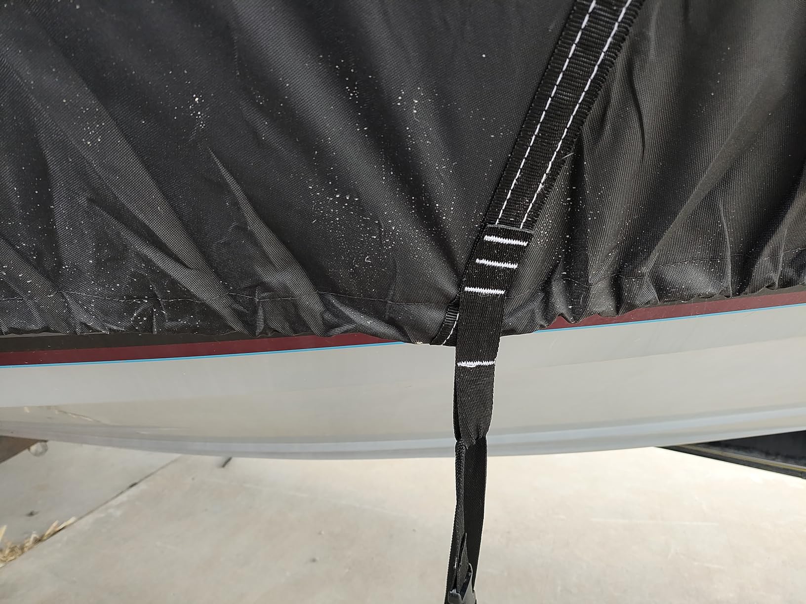 1600D+1200D V-Hull Boat Cover with 2