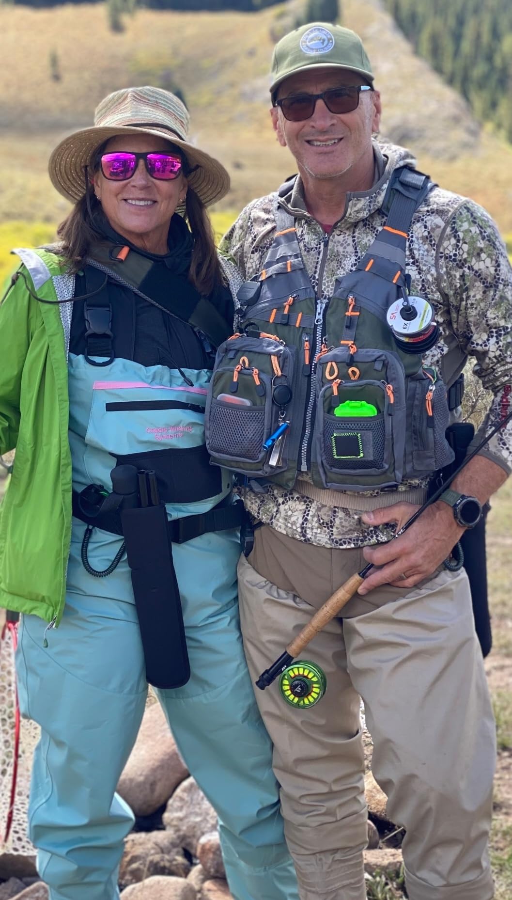 Gonex Fly Fishing Vest for Men Women, Trout, Adjustable Size, 18 Pockets customer photo 1