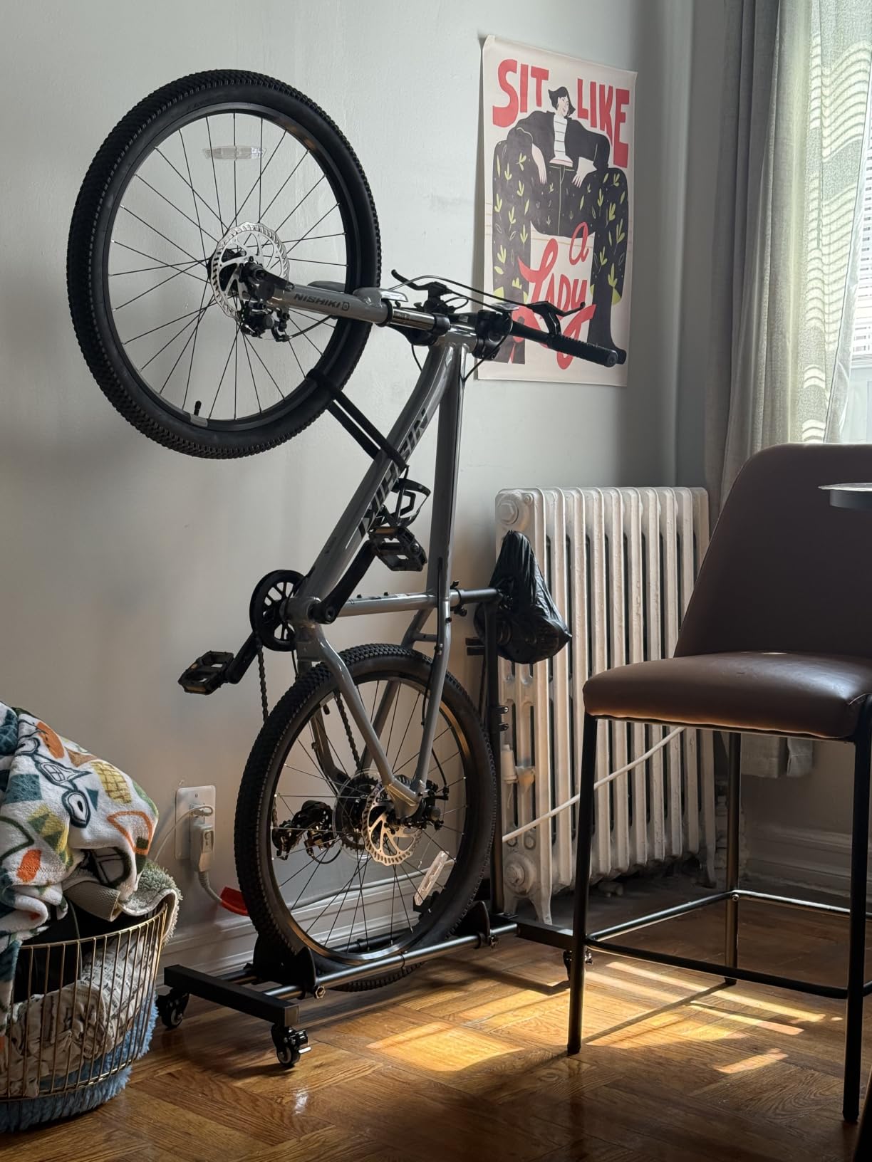 Sttoraboks Vertical Bike Stand, Freestanding Bike Rack Garage Storage Upright Bicycle Floor Stand Indoor Bike Holder with Adjustable Height for Garage & Apartment - for Wheels Sizes up to 29