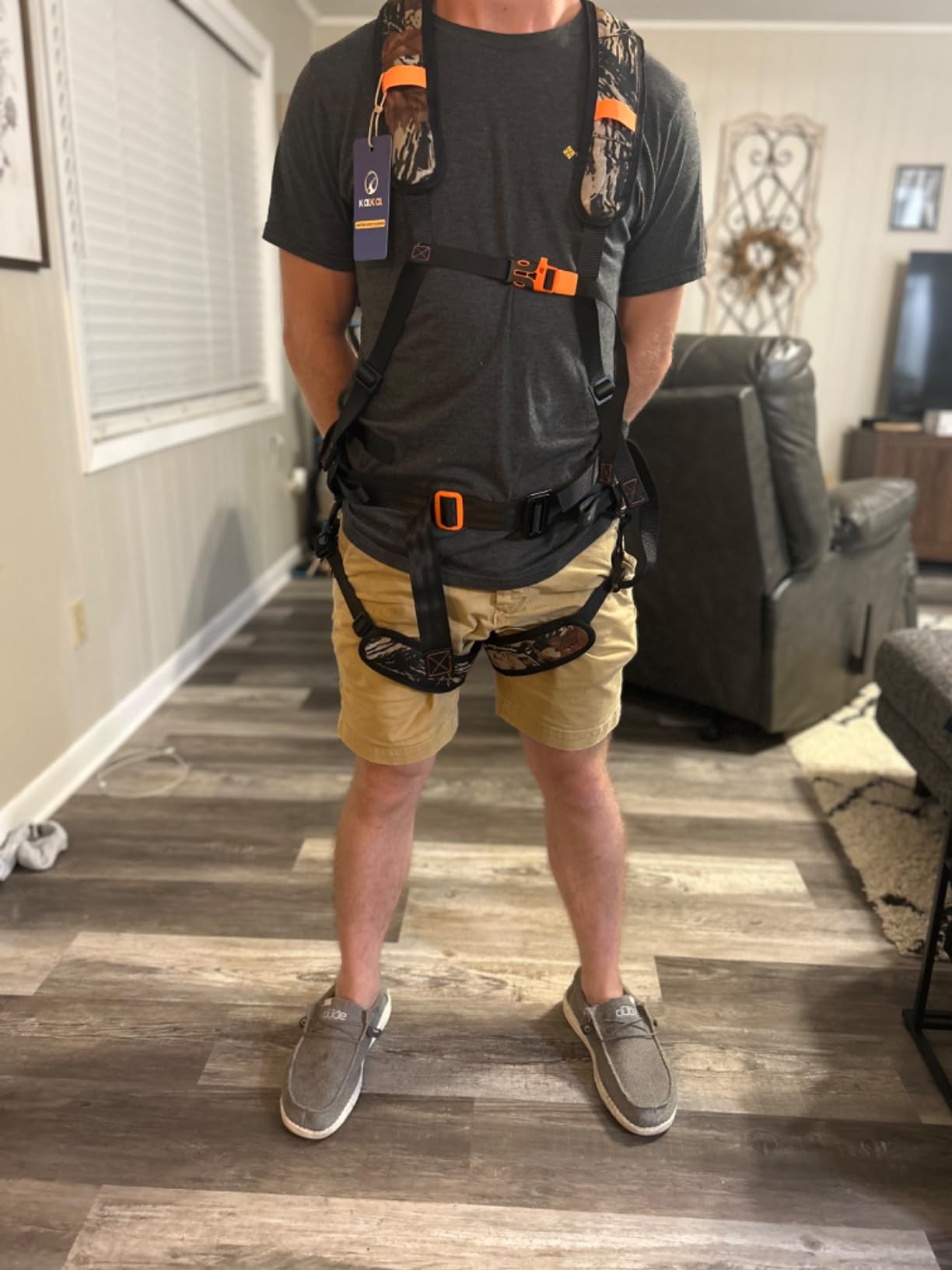 Kalkal Tree Stand Harness, Hunter Safety System with Whistle Aid, Adjustable Lightweight Hunting Harness for Hunting M/L/XL customer photo 2
