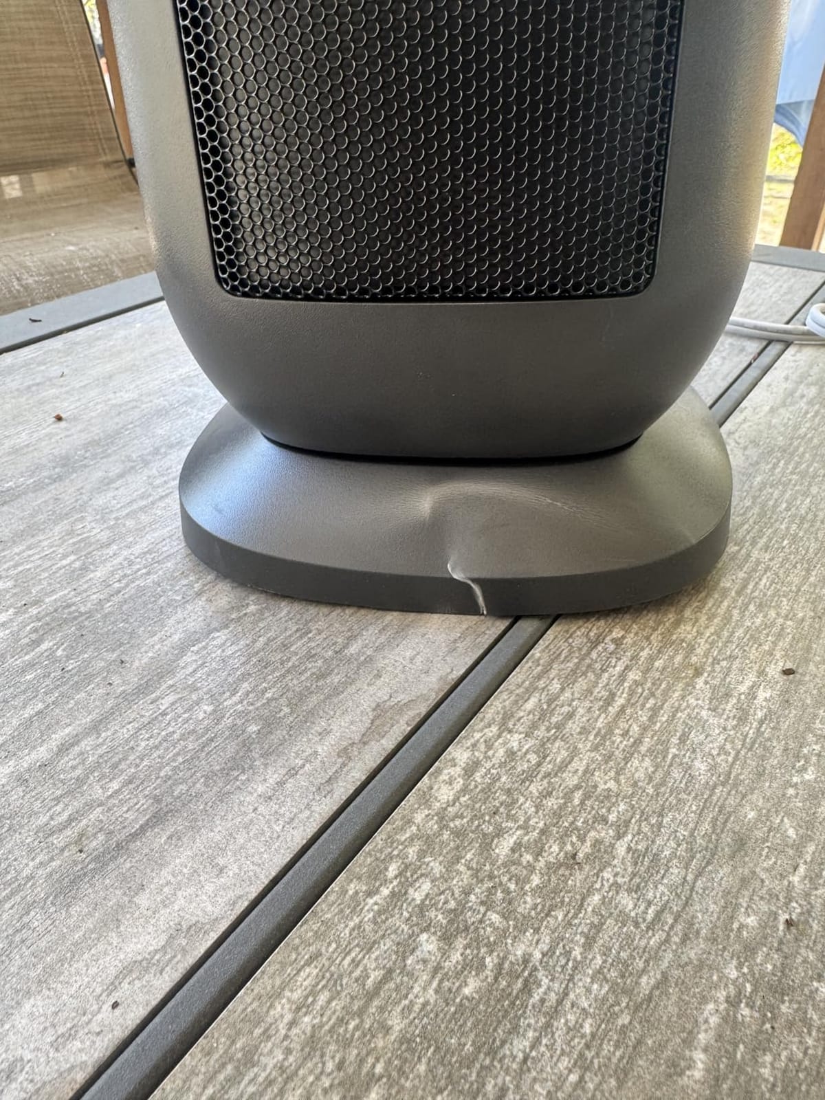 PELONIS Oscillating Ceramic Tower Indoor Space Heater for Home with Oscillation, Programmable Thermostat & ECO Mode, 12H Timer & Remote Control, Safety Protection, 23 Inches, 1500W, PHF15RSAPH23 customer photo 2