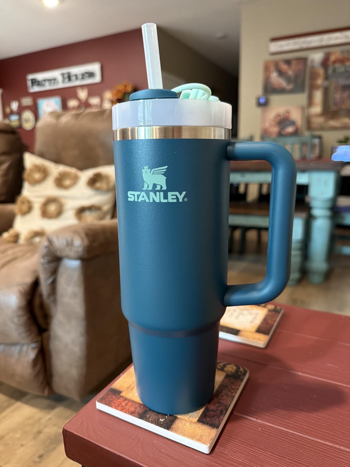 STANLEY Quencher H2.0 Flow State Tumbler, 30 oz, Cream 2.0 | Handle and Straw | 3-Position Lid | Cup Holder Compatible | Insulated Stainless Steel | BPA-Free customer photo 1