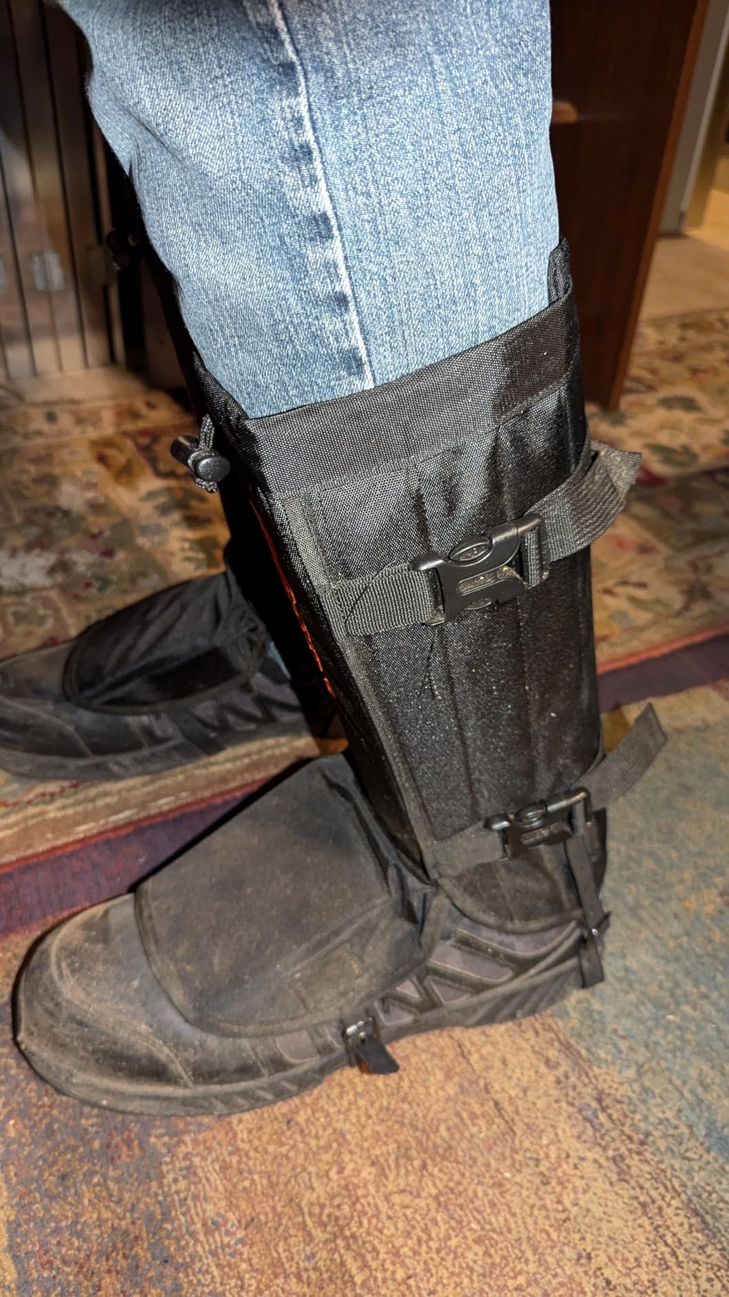 Frelaxy Snake Gaiters Snake Guard Chaps for Hunting Outdoor Working | Snake Bite Protection for Lower Legs, Adjustable Snake Proof Gaiters Fit for Men & Women customer photo 2