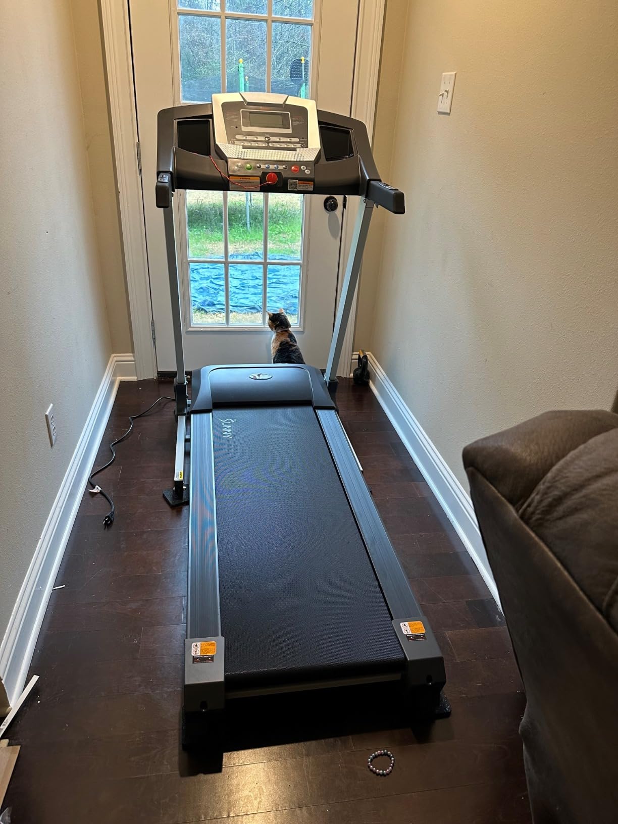 Fully Assembled Auto Incline Treadmill for Home Gym customer photo 1