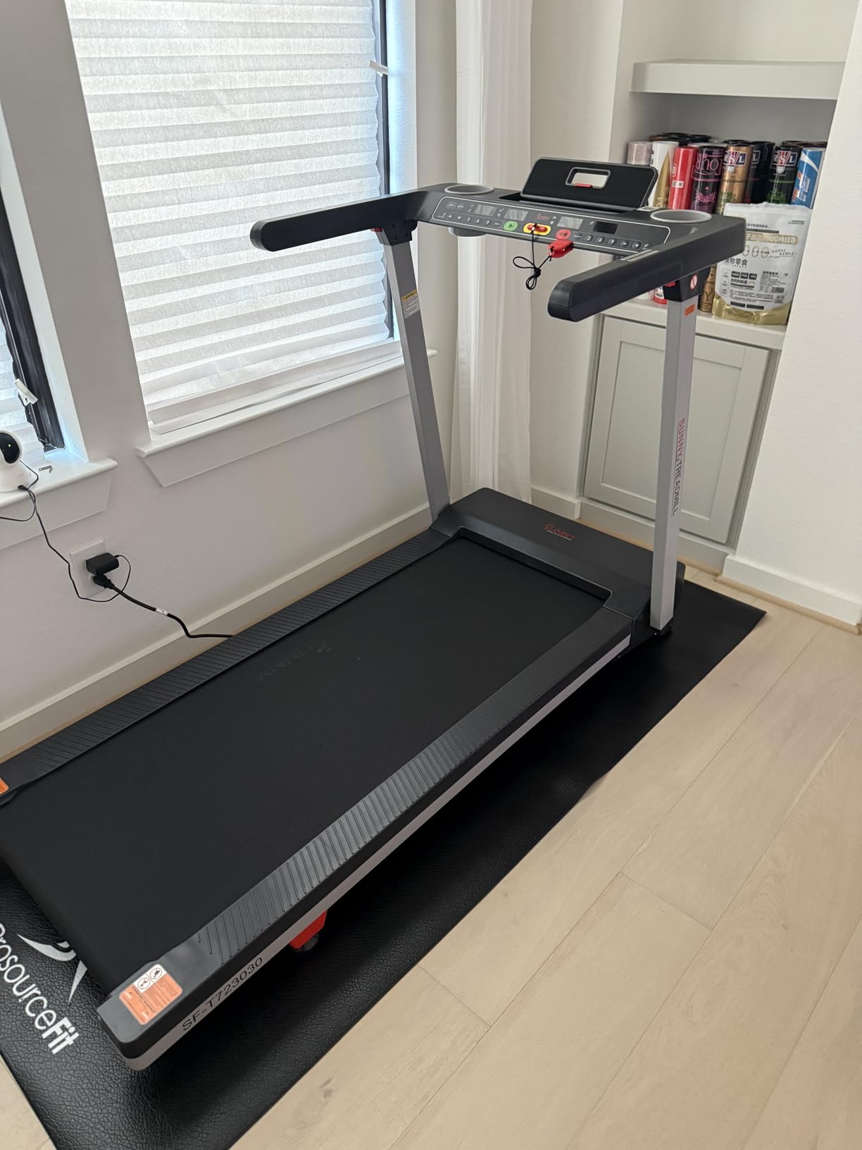 Fully Assembled Auto Incline Treadmill for Home Gym customer photo 2