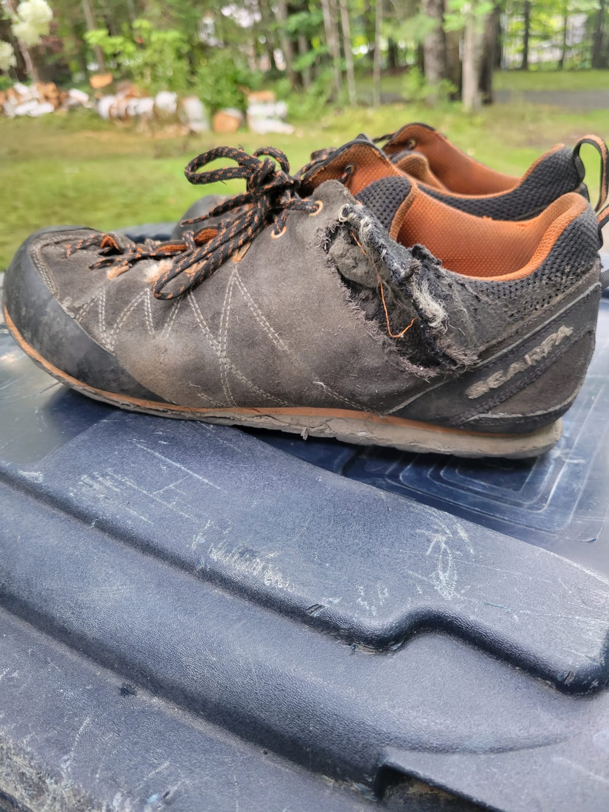 SCARPA Men's Crux Approach Shoes | Lightweight, Suede Leather, For Hiking & Walking customer photo 2