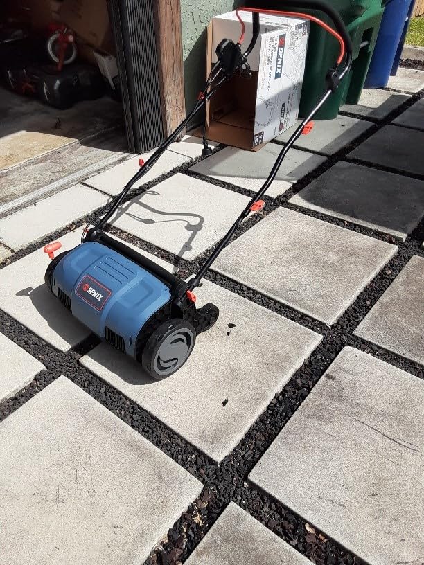 SENIX 13 Amp 15-Inch 2-in-1 Electric Dethatcher and Scarifier with 13.2-Gal Collection Bag, 4-Position Depth Adjustment, Walk Behind for Lawn Garden Care Removing Thatch, Quick-Fold(SCE13-M) customer photo 2
