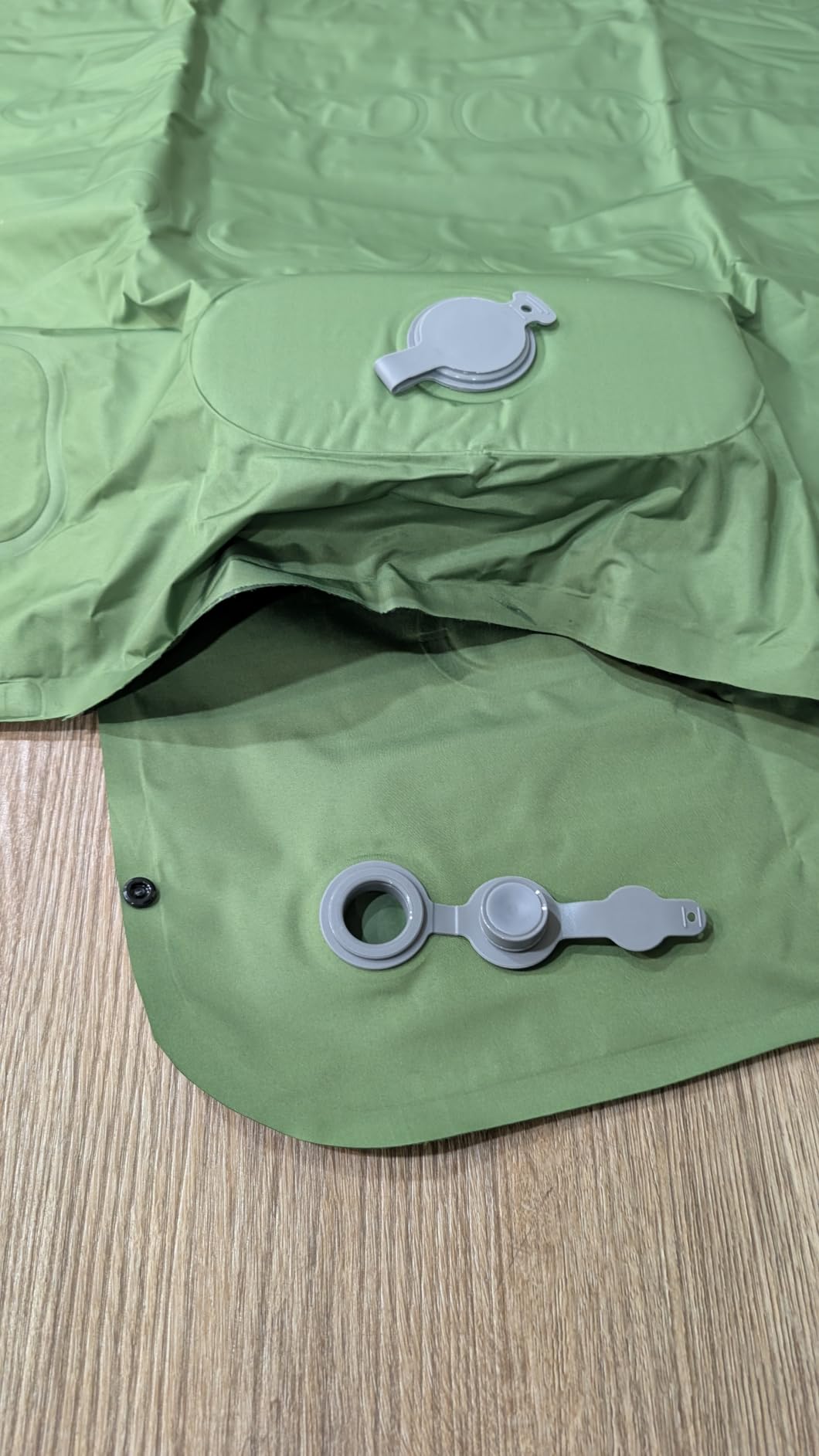 FNARMW Camping Sleeping Pad, Extra Thick 5 Inch Camping Mat with Pillow Built-in Foot Pump Inflatable Sleeping Pads Compact for Camping Backpacking Hiking Traveling Tent（Green） customer photo 1