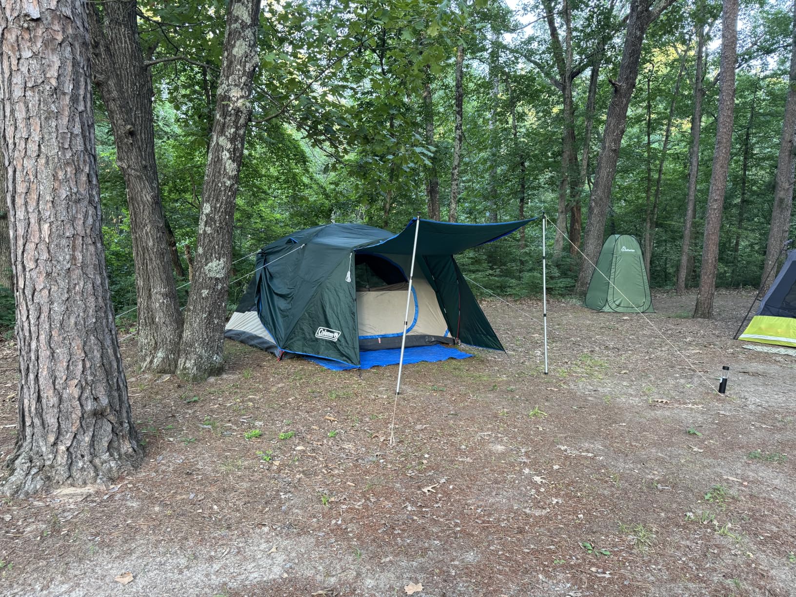 Coleman Skydome Tent with Full-Fly Weather Vestibule, Weatherproof 4 Person Tent Sets Up in 5 Minutes, 20% More Headroom Than Traditional Shelters customer photo 1