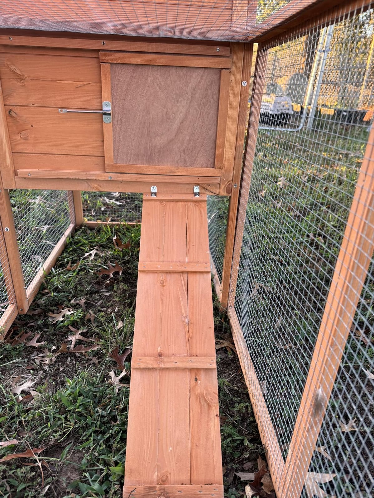 Outdoor Chicken Coop for 2-4 Chickens Wooden Hen House with Nesting Box | 80